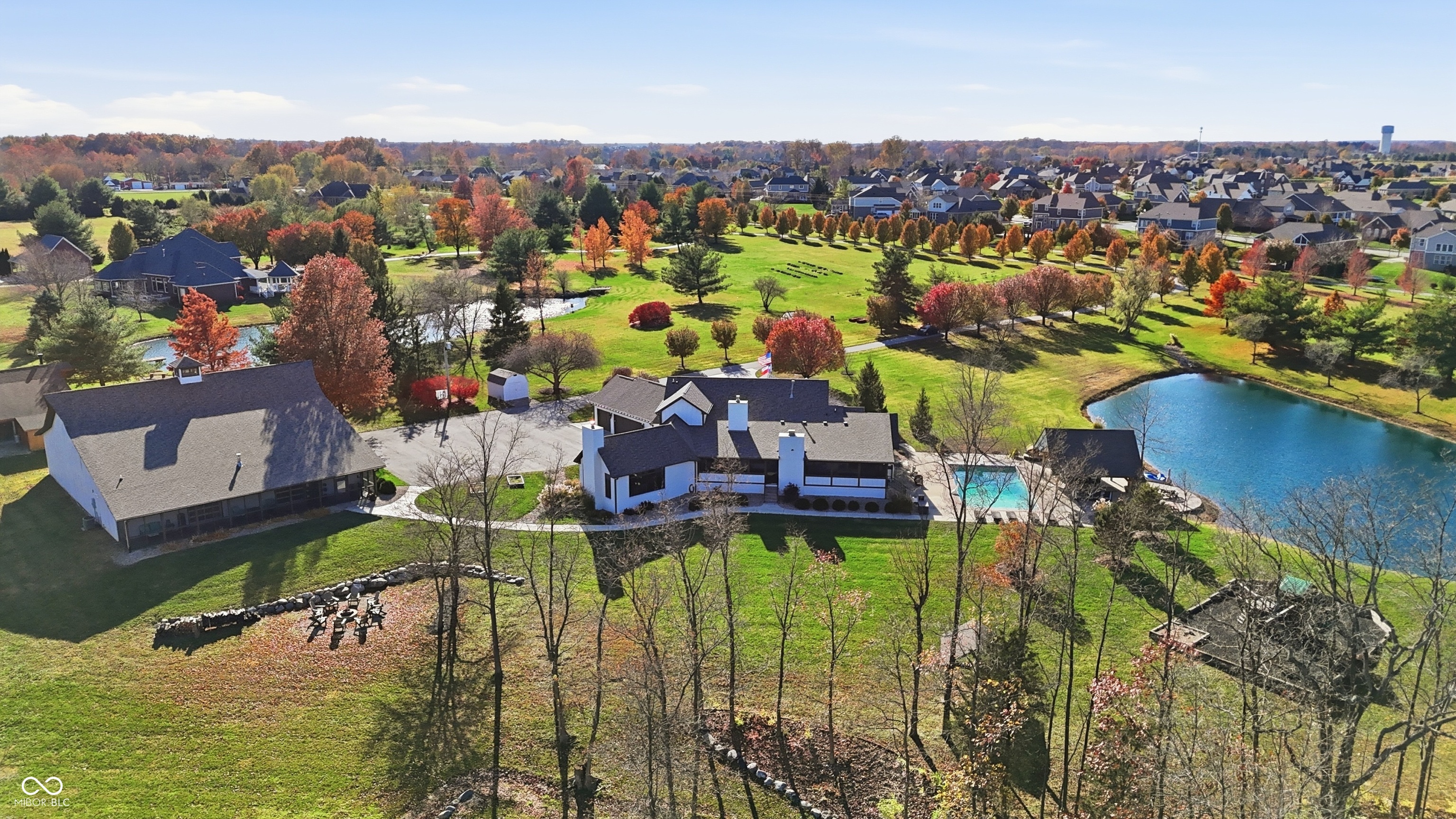 Bargersville, Indiana, 46106, United States, 5 Bedrooms Bedrooms, ,6 BathroomsBathrooms,Residential,For Sale,1992401