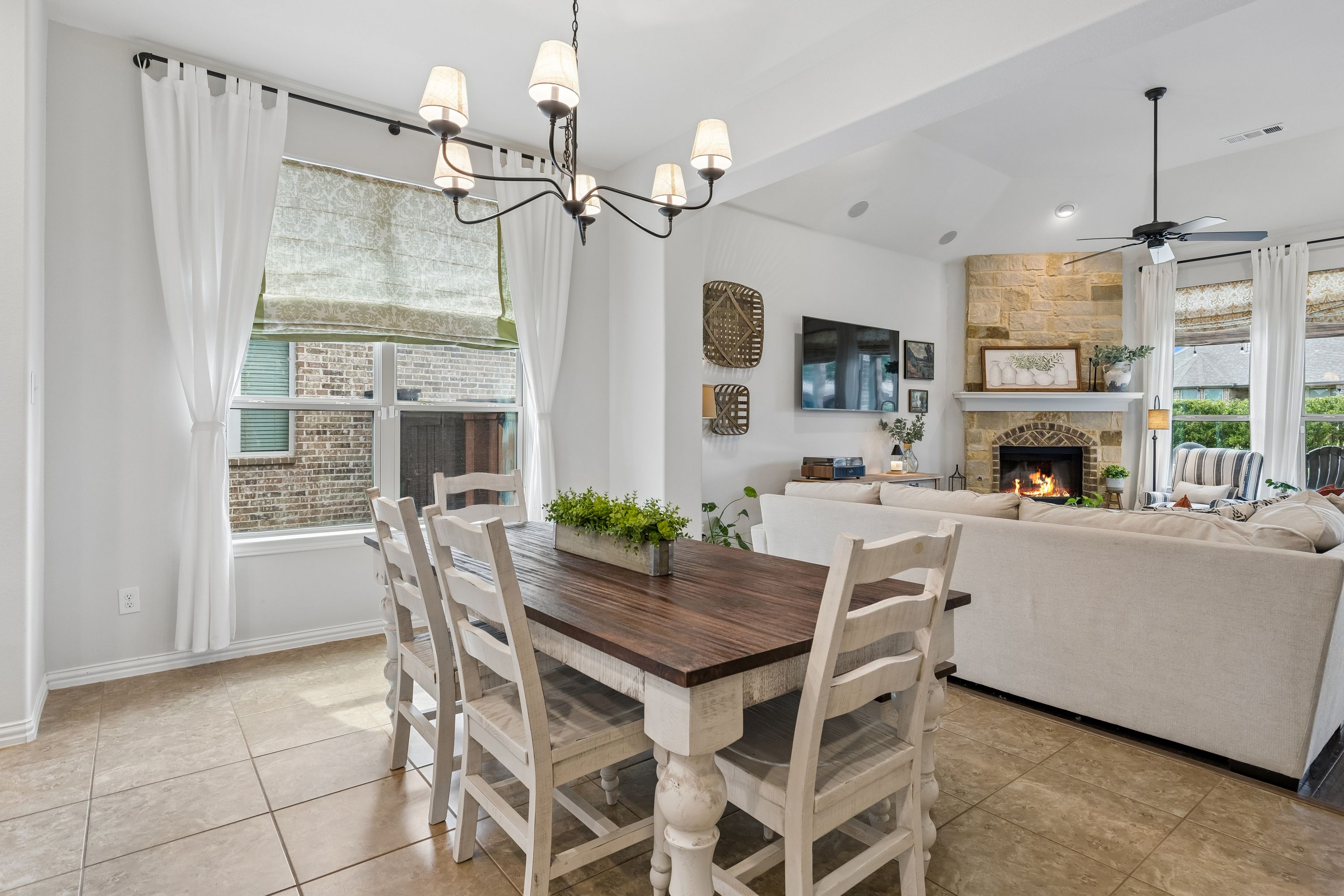  A Home That Connects You to Trail, Nature, and Everyday Ease - 物件實景