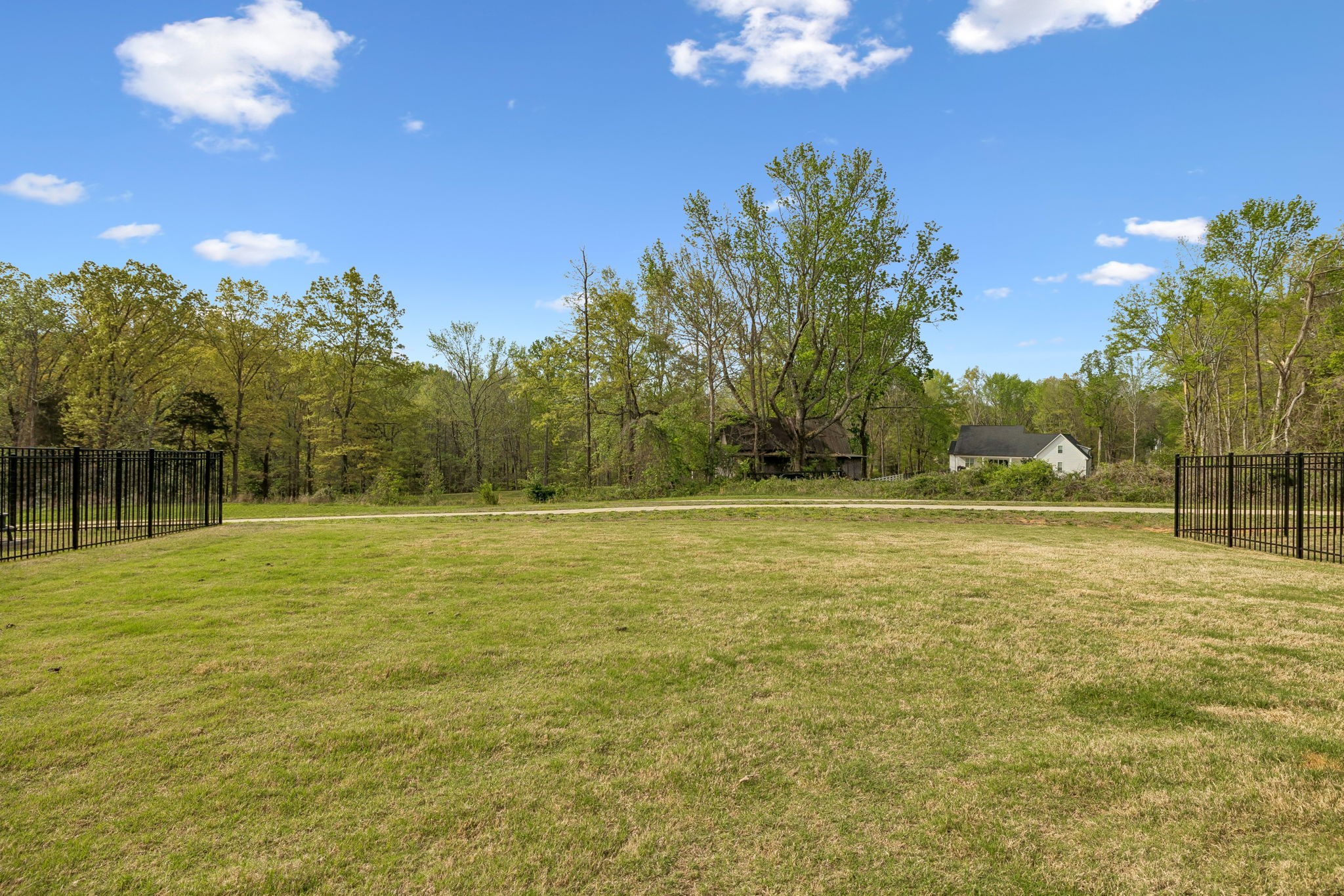  616 Streamview Dr, White House, TN, 37188 - 物件實景