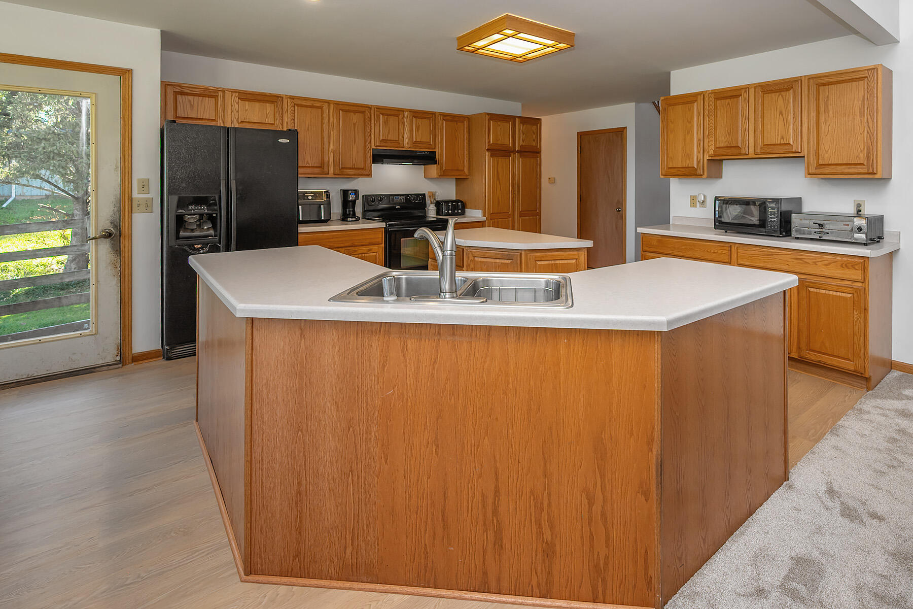 Hustisford, Wisconsin, 53034, United States, 3 Bedrooms Bedrooms, ,3 BathroomsBathrooms,Residential,For Sale,1962581