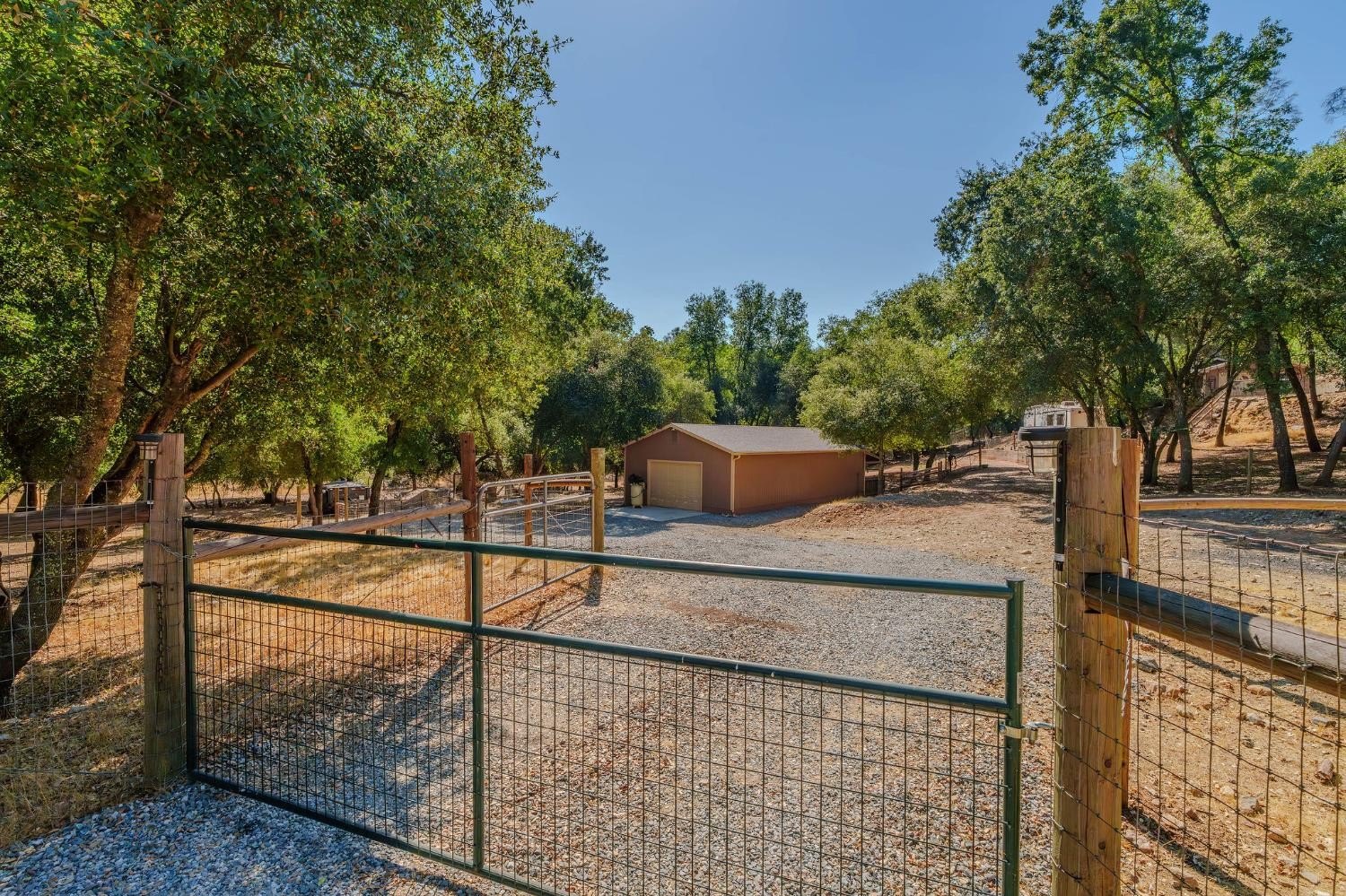 San Andreas, California, 95249, United States, 2 Bedrooms Bedrooms, ,2 BathroomsBathrooms,Residential,For Sale,1980033