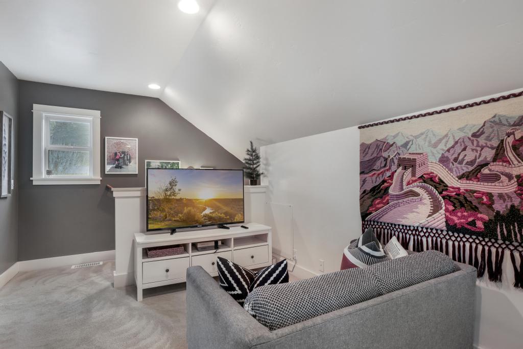 Bellevue, Idaho, 83313, United States, 4 Bedrooms Bedrooms, ,3 BathroomsBathrooms,Residential,For Sale,1989218