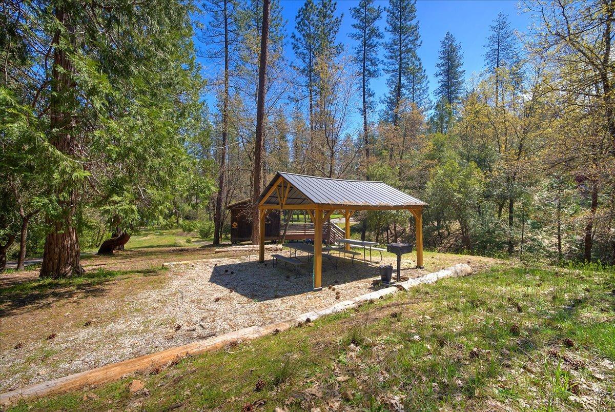 Nevada City, California, 95959, United States, 2 Bedrooms Bedrooms, ,3 BathroomsBathrooms,Residential,For Sale,1887439