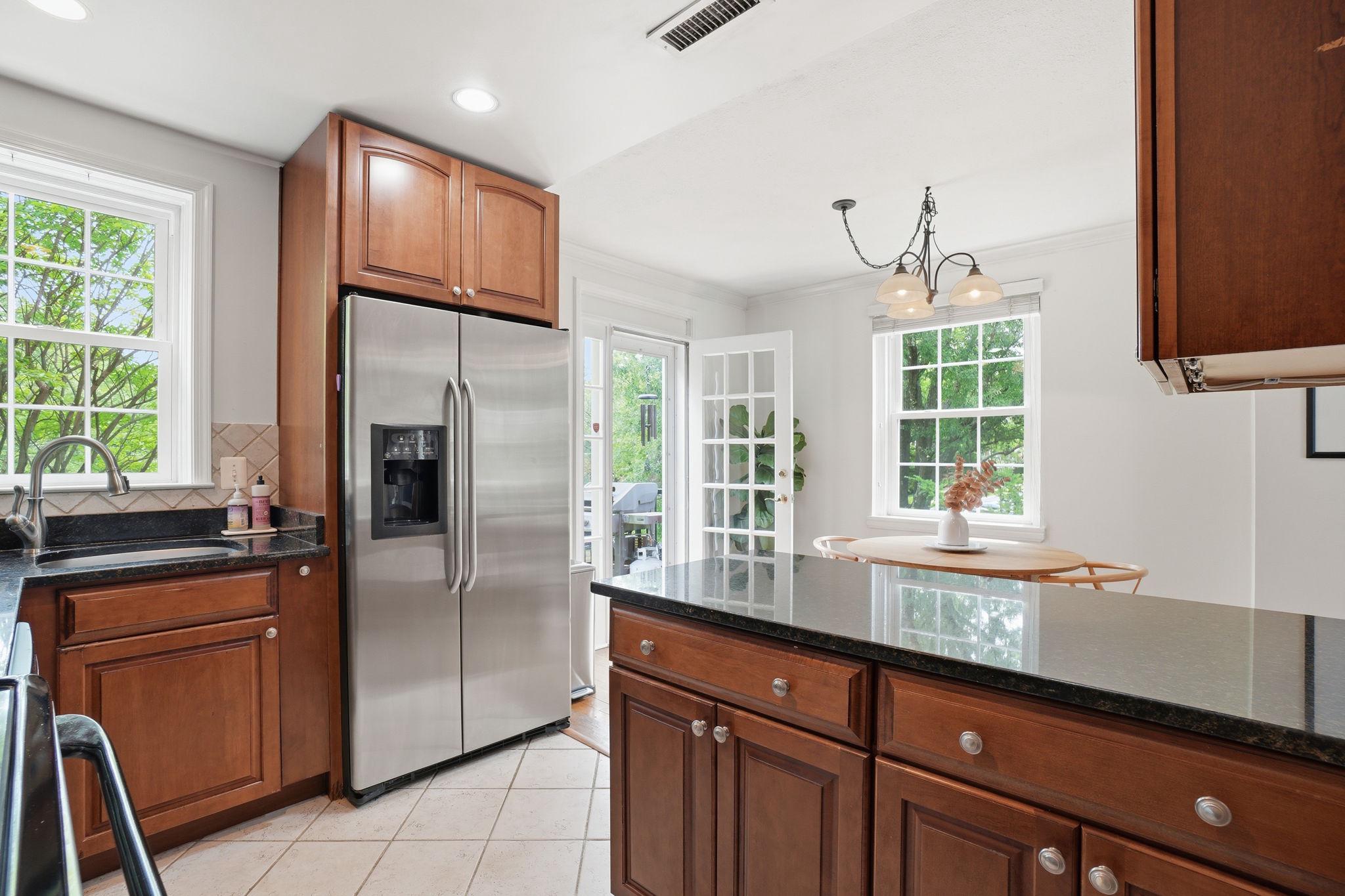  2947 S Dinwiddie Street, Arlington, VA, 22206 - 物件實景