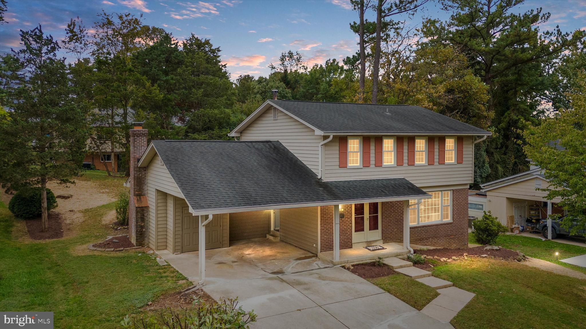 Rockville, Maryland, 20850, United States, 5 Bedrooms Bedrooms, ,5 BathroomsBathrooms,Residential,For Sale,1978251