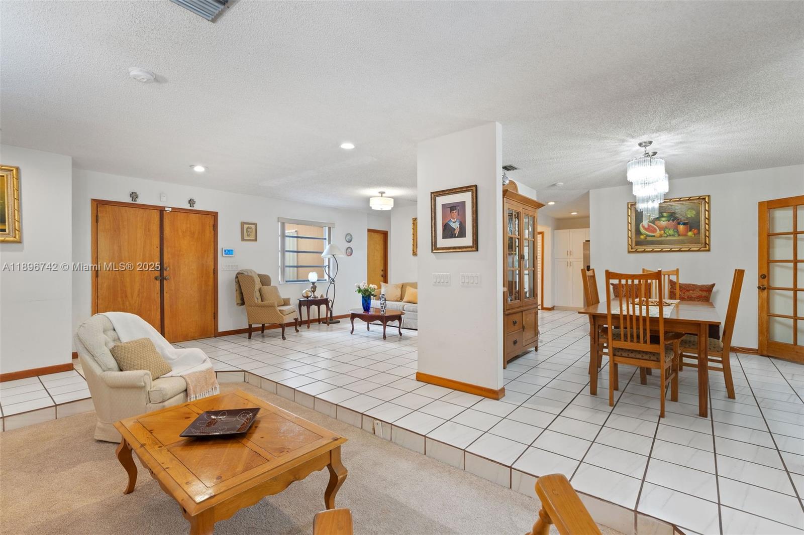 Miami, Florida, 33173, United States, 3 Bedrooms Bedrooms, ,3 BathroomsBathrooms,Residential,For Sale,1966935