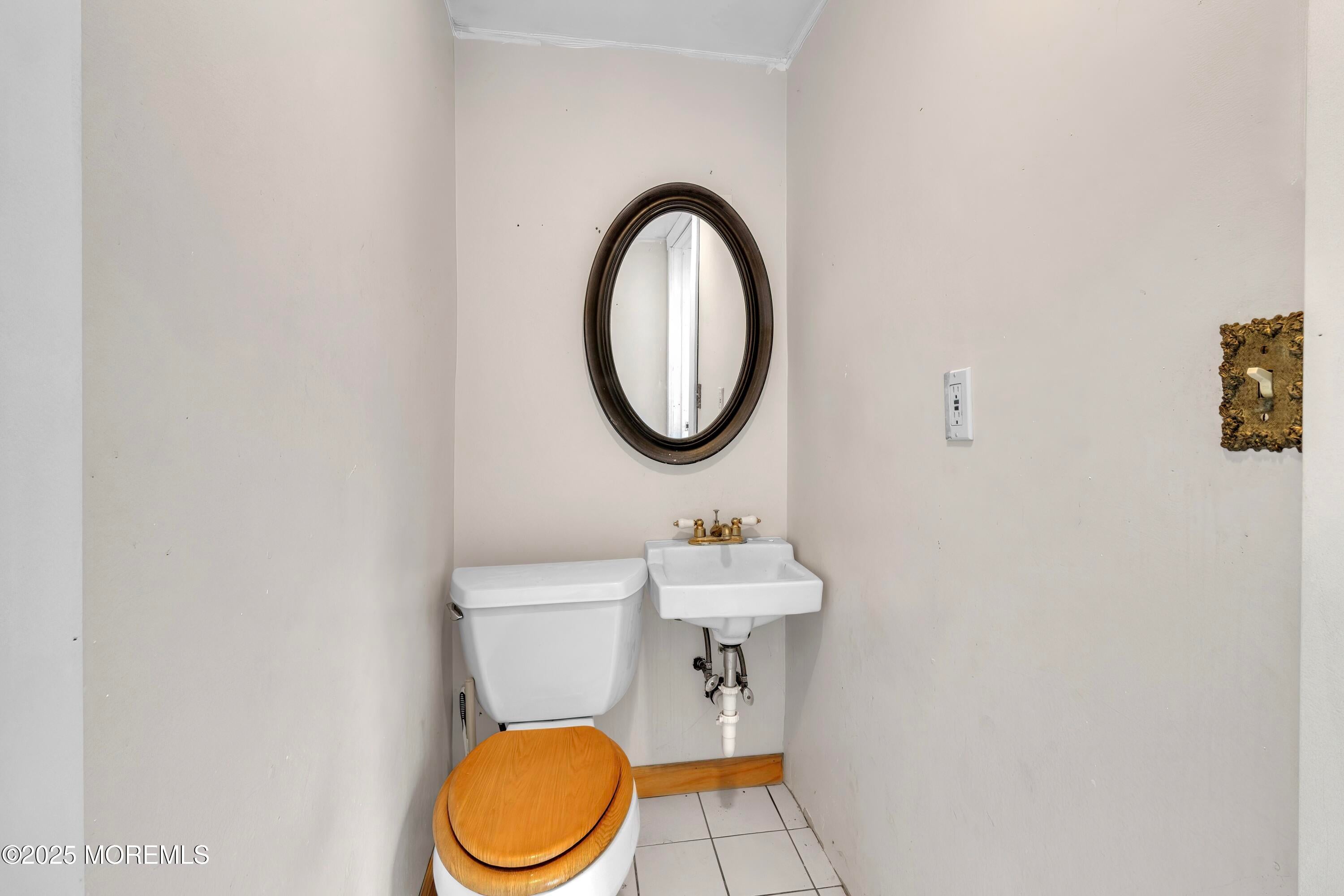 Jackson, New Jersey, 08527, United States, 4 Bedrooms Bedrooms, ,3 BathroomsBathrooms,Residential,For Sale,1973724