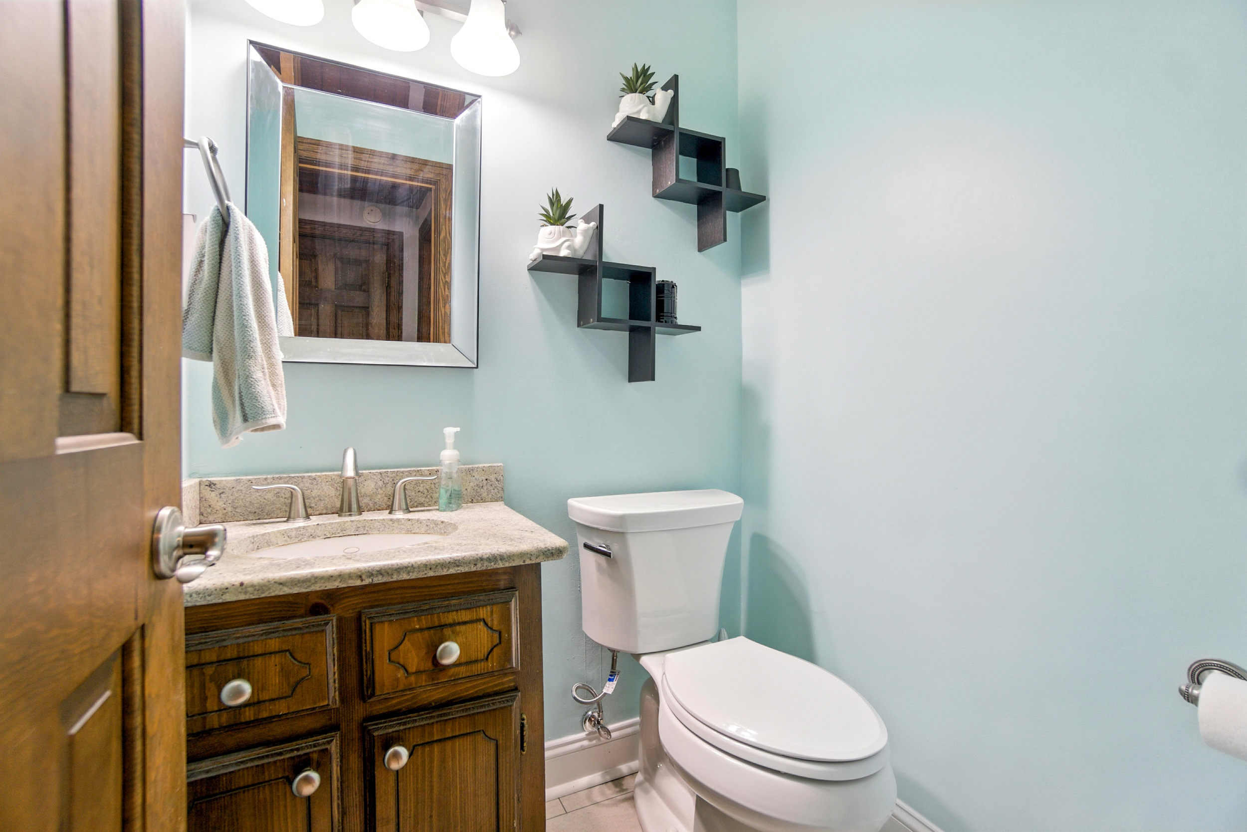 Chesapeake, Virginia, 23321, United States, 5 Bedrooms Bedrooms, ,4 BathroomsBathrooms,Residential,For Sale,1889825