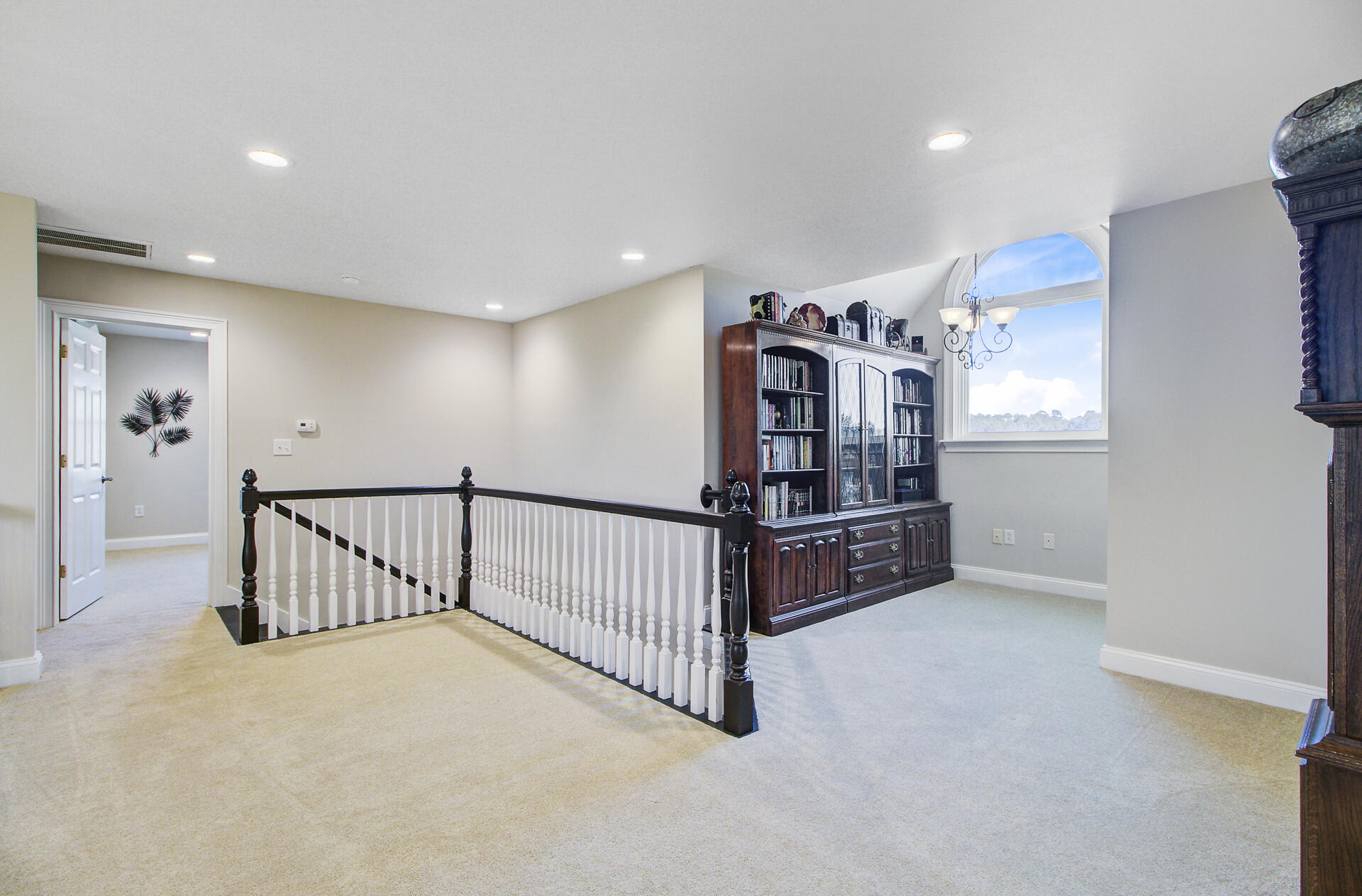 Cross, South Carolina, 29436, United States, 4 Bedrooms Bedrooms, ,3 BathroomsBathrooms,Residential,For Sale,1992832