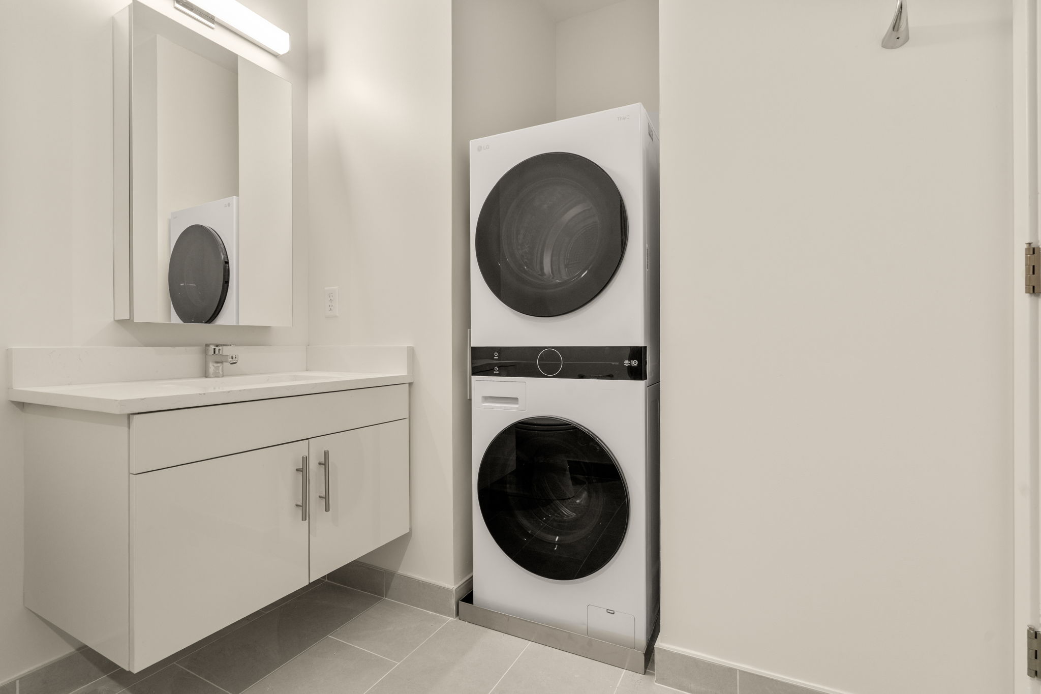  1151 Walnut, Unit 201, Newton, MA, 02461 - 物件實景