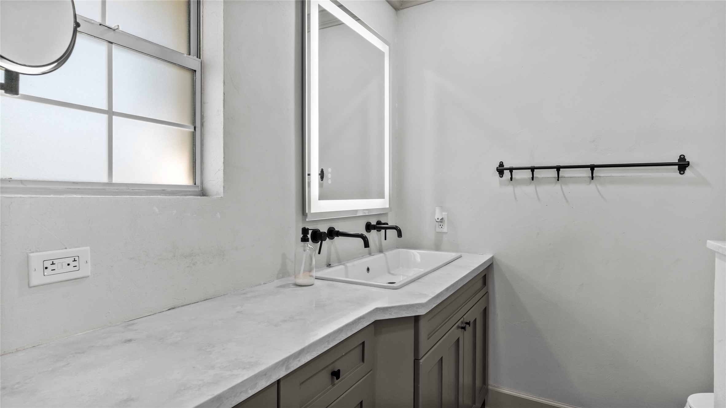 Houston, Texas, 77096, United States, 3 Bedrooms Bedrooms, ,3 BathroomsBathrooms,Residential,For Sale,1966528