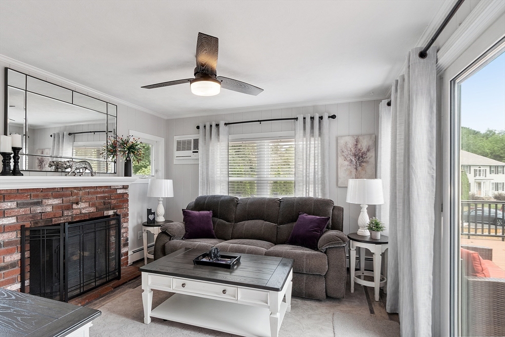 Beverly, Massachusetts, 01915, United States, 3 Bedrooms Bedrooms, ,2 BathroomsBathrooms,Residential,For Sale,1912054