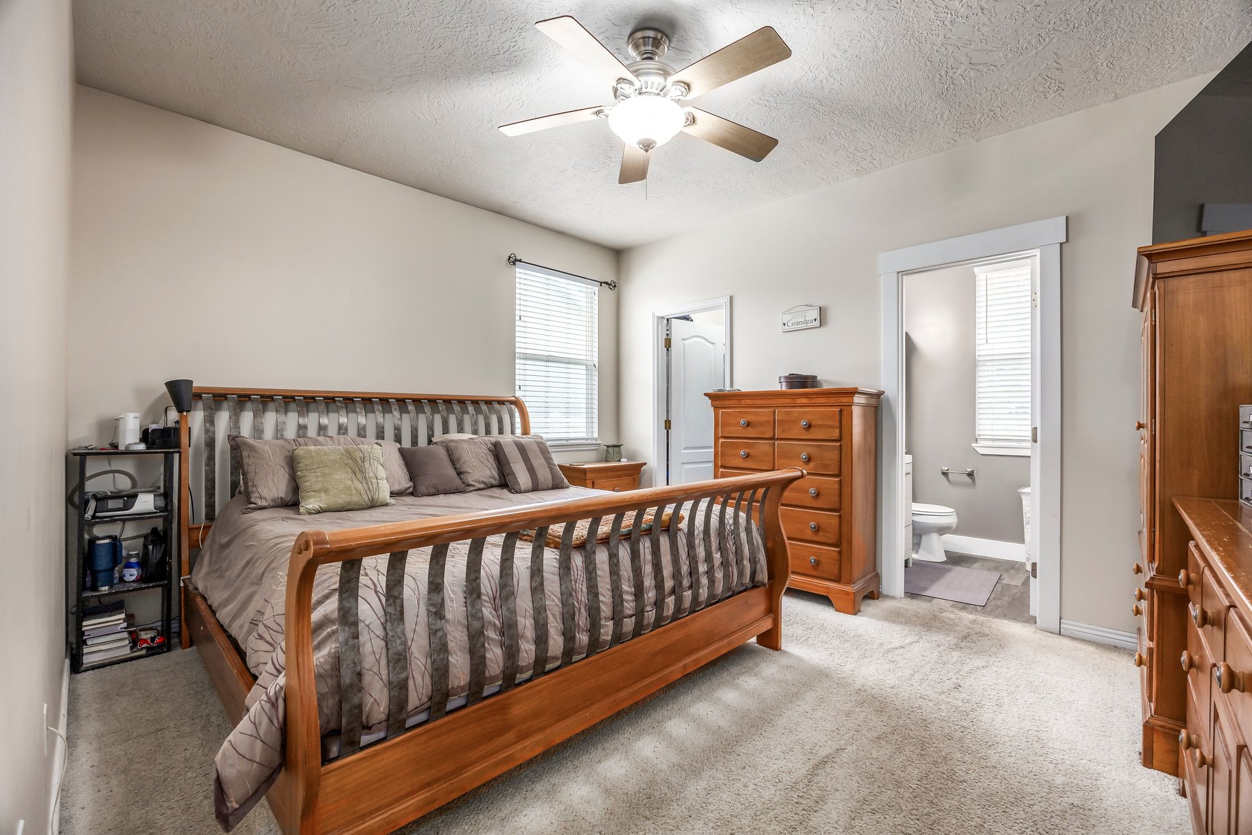  Meticulously maintained South Jordan Rambler with Large backyard - 物件實景