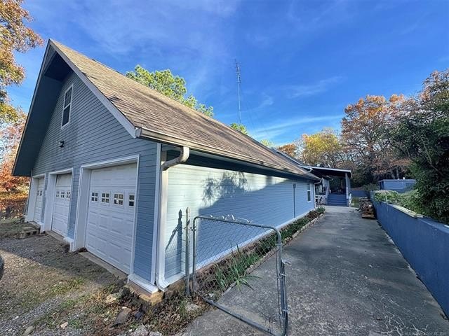 Cookson, Oklahoma, 74427, United States, 3 Bedrooms Bedrooms, ,3 BathroomsBathrooms,Residential,For Sale,1996521