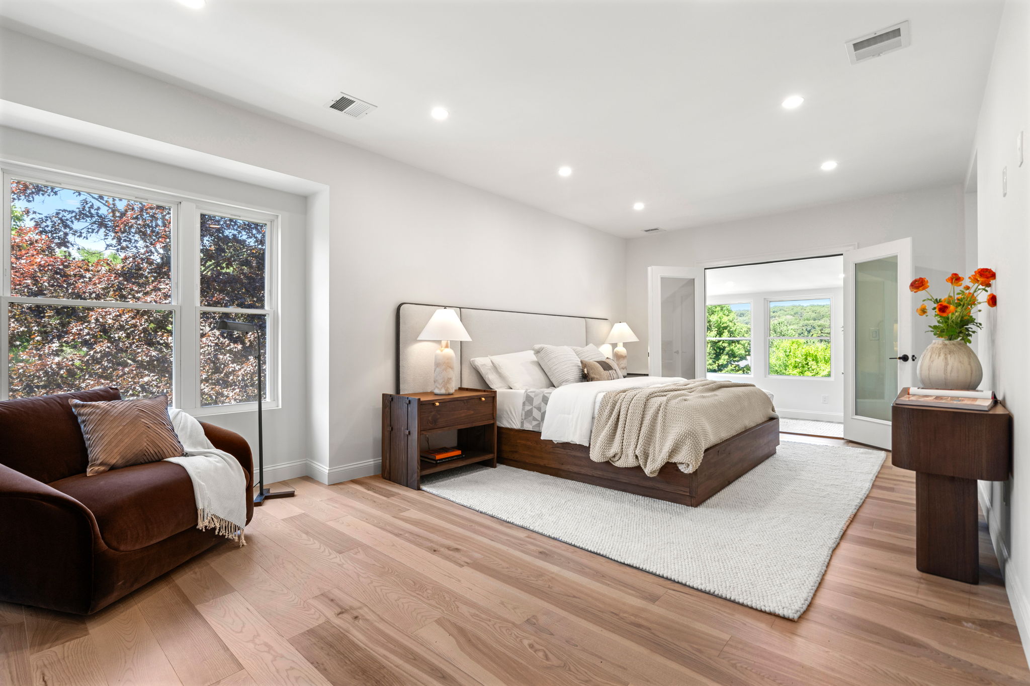  68 Barnard Avenue, Watertown, MA, 02472 - 物件實景
