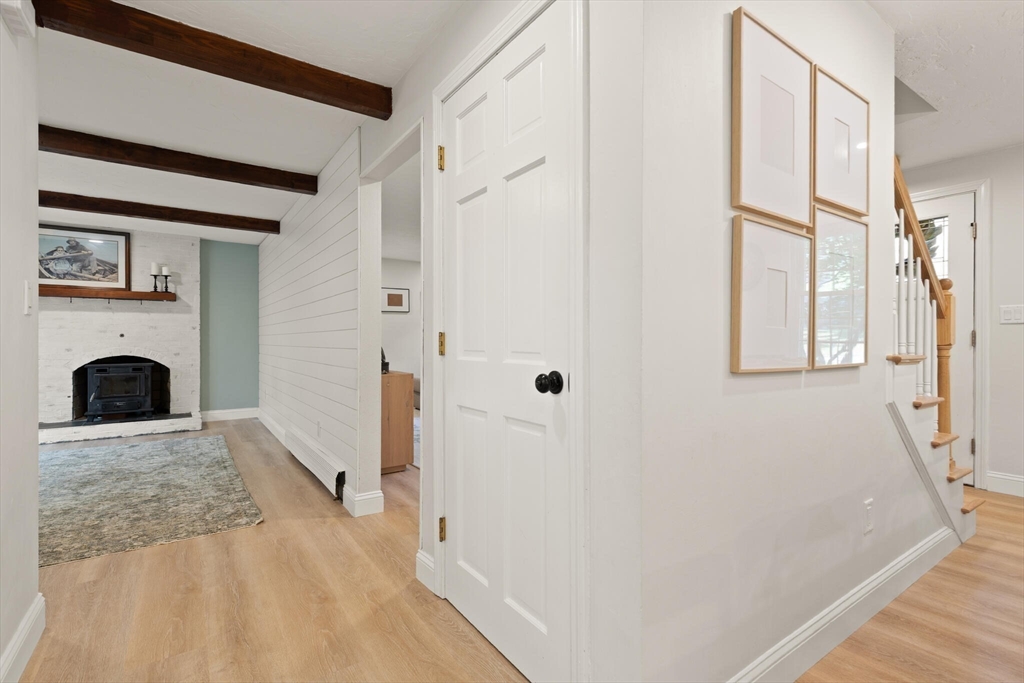 Easton, Massachusetts, 02356, United States, 3 Bedrooms Bedrooms, ,2 BathroomsBathrooms,Residential,For Sale,1960766