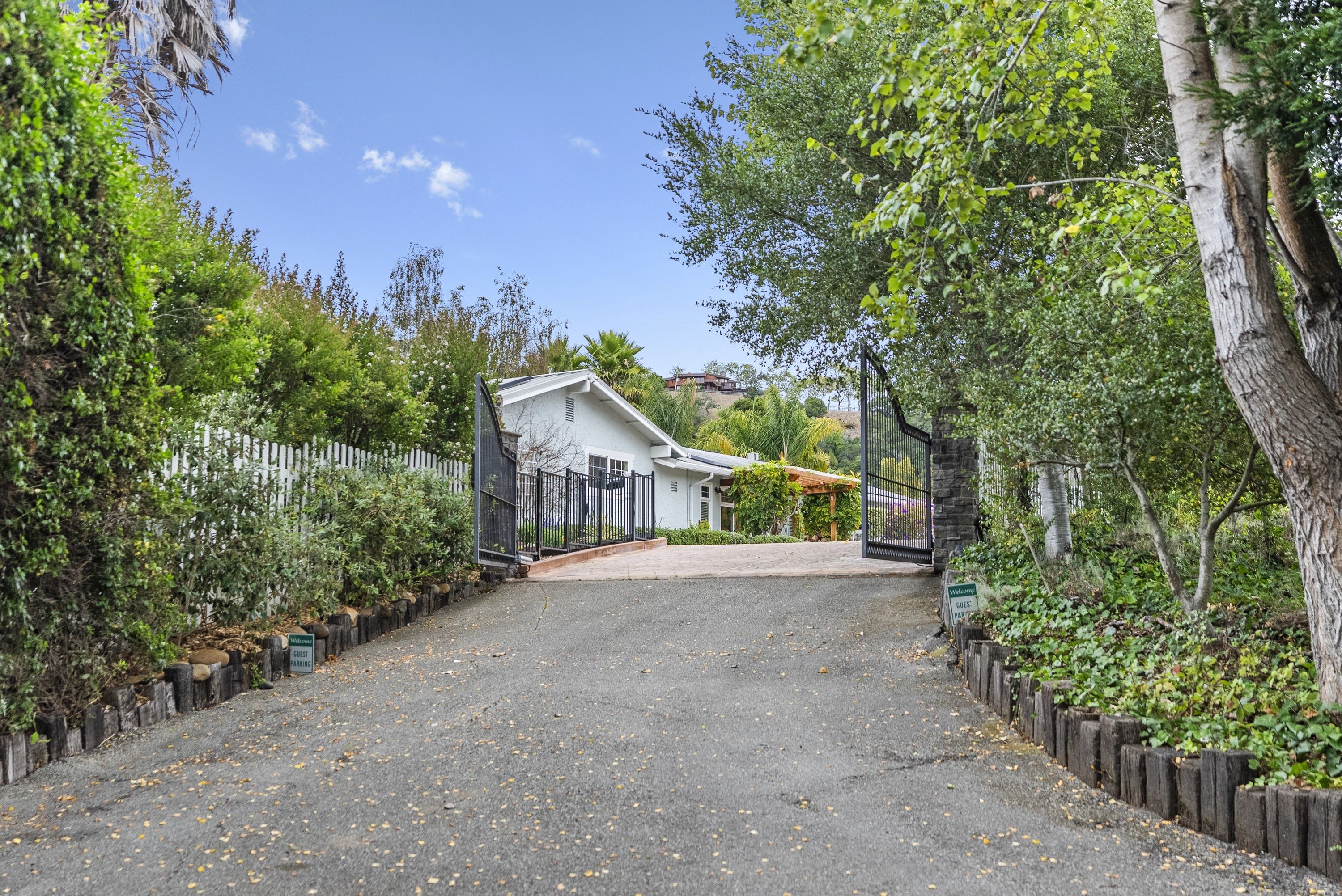  3999 Cherryvale Avenue, Soquel - 物件實景