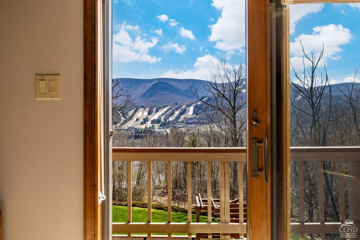Hunter, New York, 12442, United States, 4 Bedrooms Bedrooms, ,5 BathroomsBathrooms,Residential,For Sale,1792843