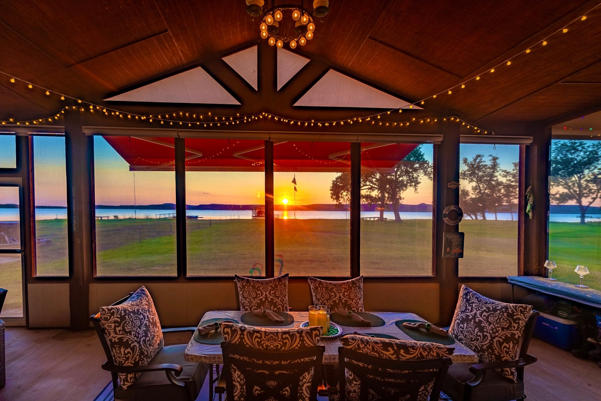 Possum Kingdom Lake, Texas, 76449, United States, 4 Bedrooms Bedrooms, ,3 BathroomsBathrooms,Residential,For Sale,1978522