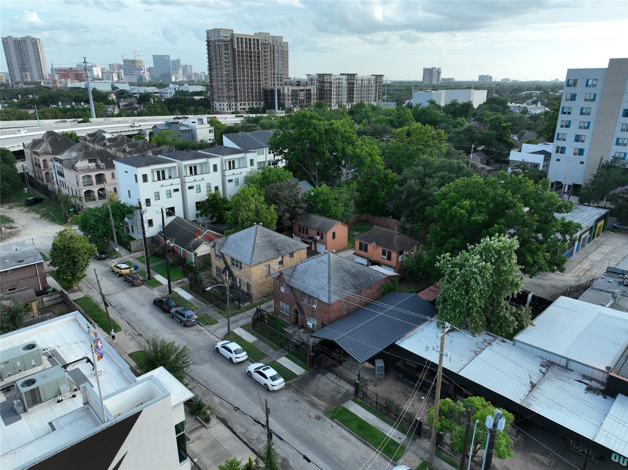 Houston, Texas, 77006, United States, 1 Bedroom Bedrooms, ,1 BathroomBathrooms,Residential,For Sale,1901343