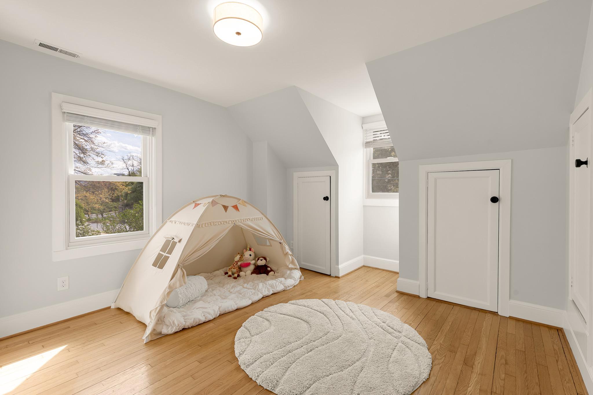  1621 N Quincy Street, Arlington, VA, 22207 - 物件實景