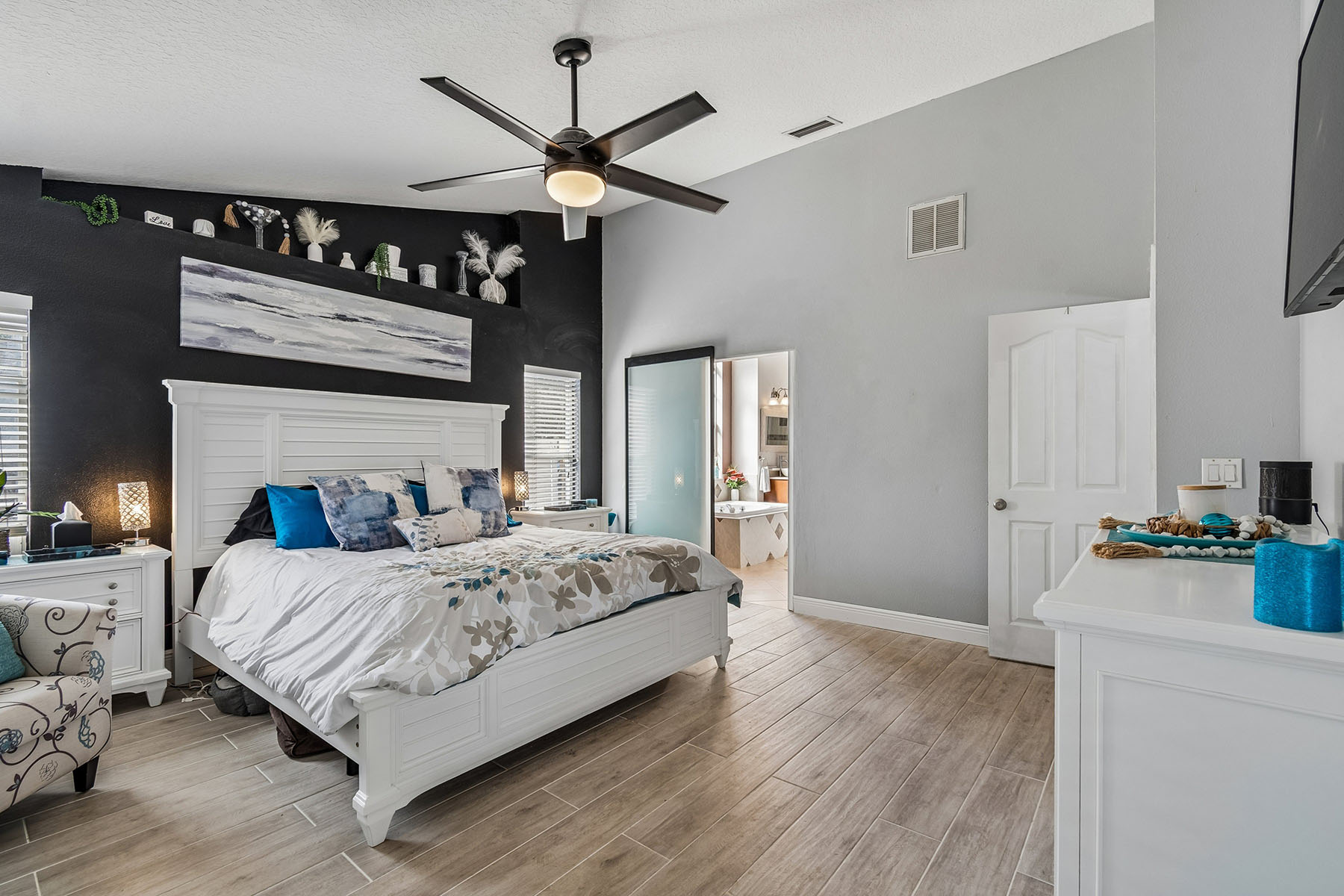  LAKE PADGETT - 物件實景