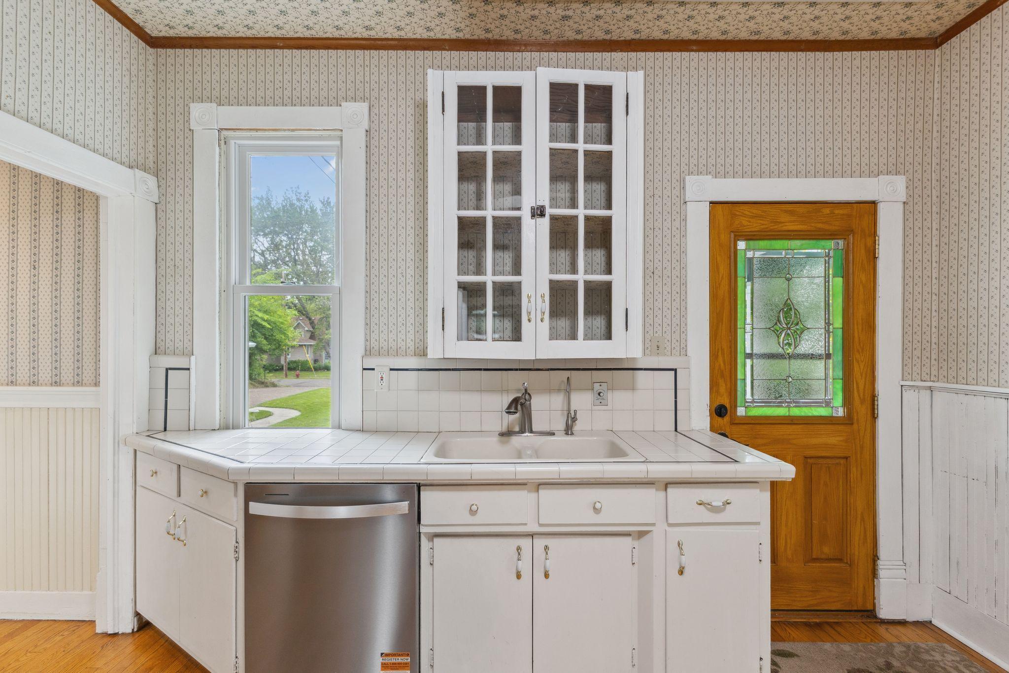 Center City, Minnesota, 55012, United States, 4 Bedrooms Bedrooms, ,1 BathroomBathrooms,Residential,For Sale,1837728