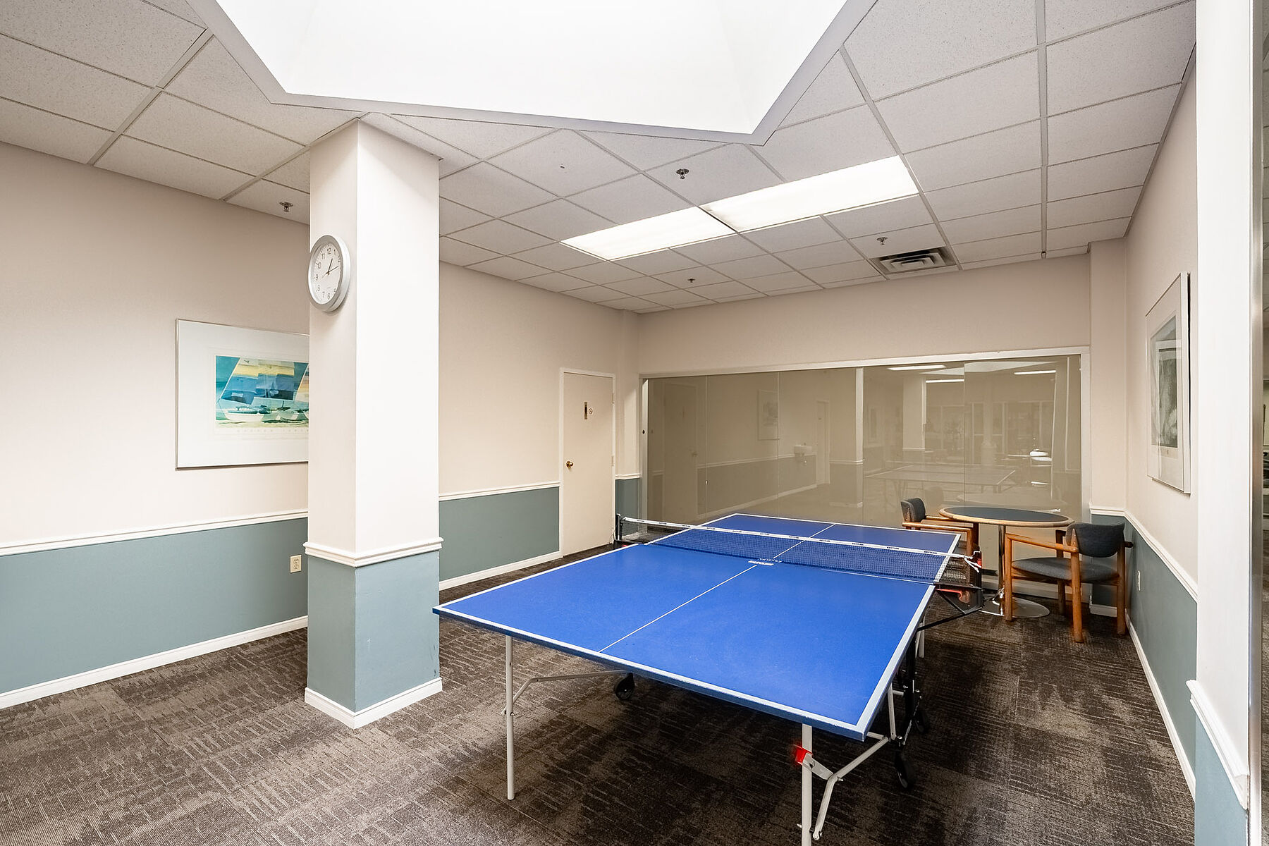  Downtown Burlington Condo - 物件實景