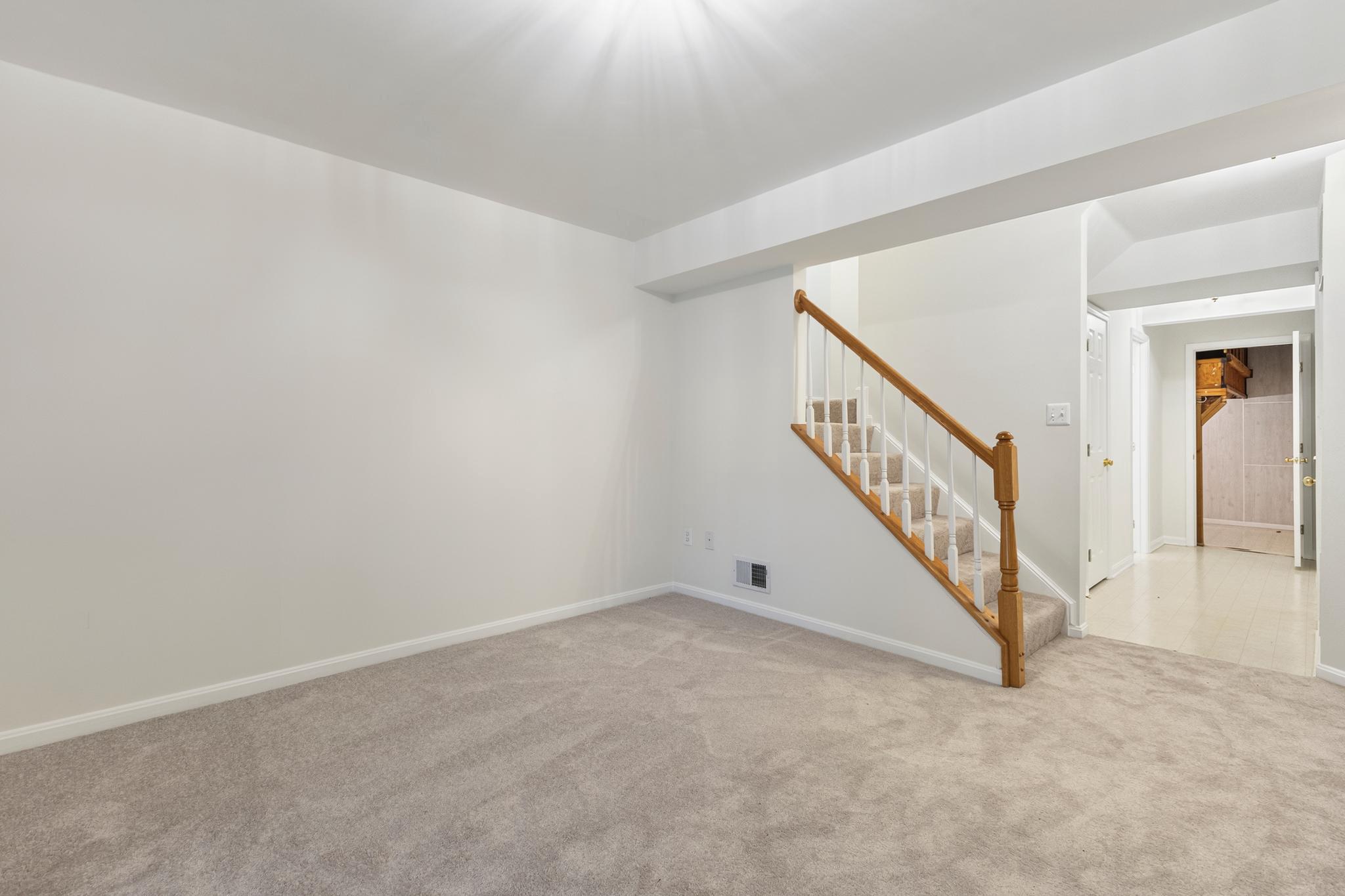  3009 Barden Oaks Court, Oakton, VA 22124 - 物件實景