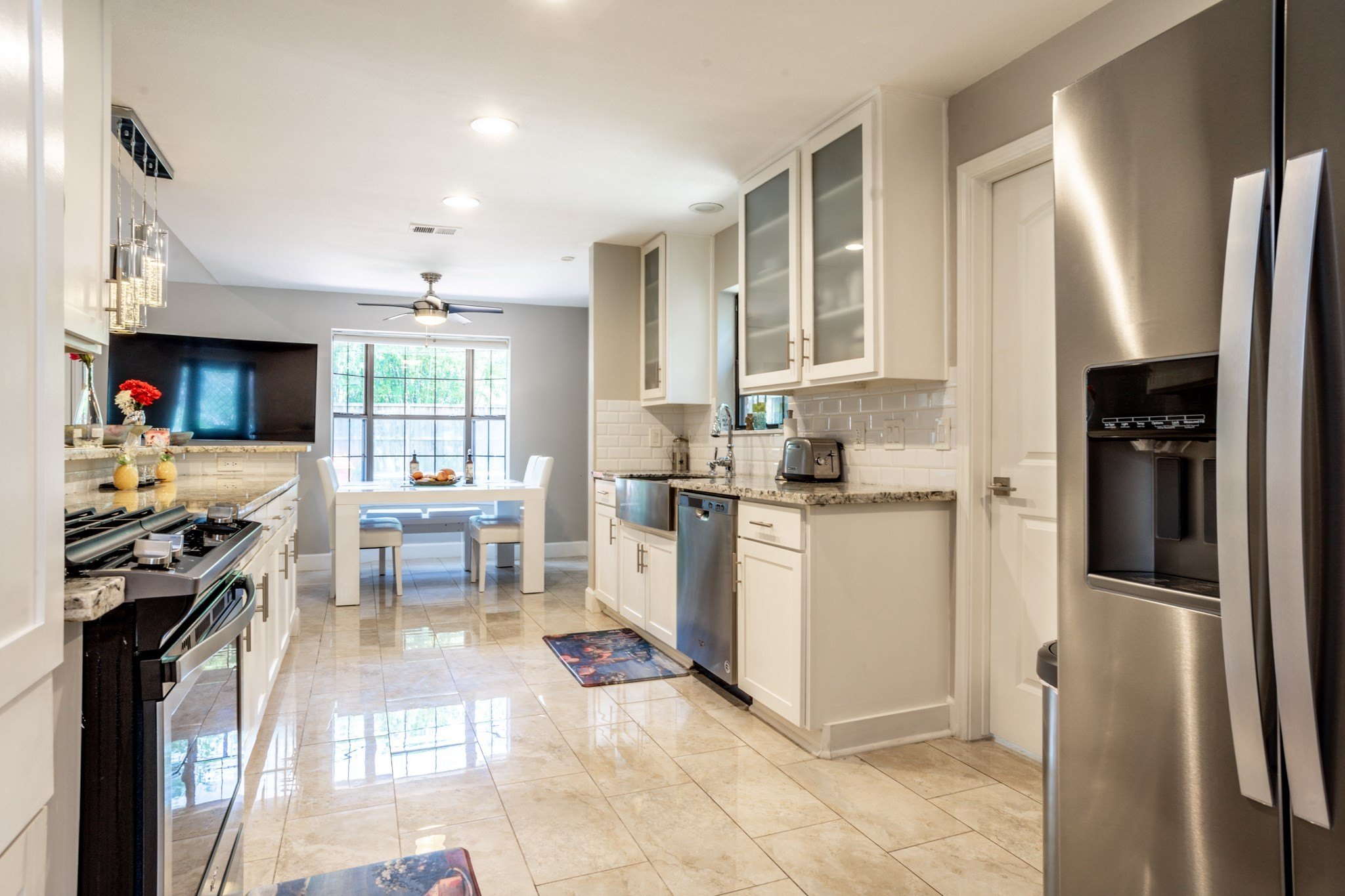 Houston, Texas, 77024, United States, 3 Bedrooms Bedrooms, ,2 BathroomsBathrooms,Residential,For Sale,2048860