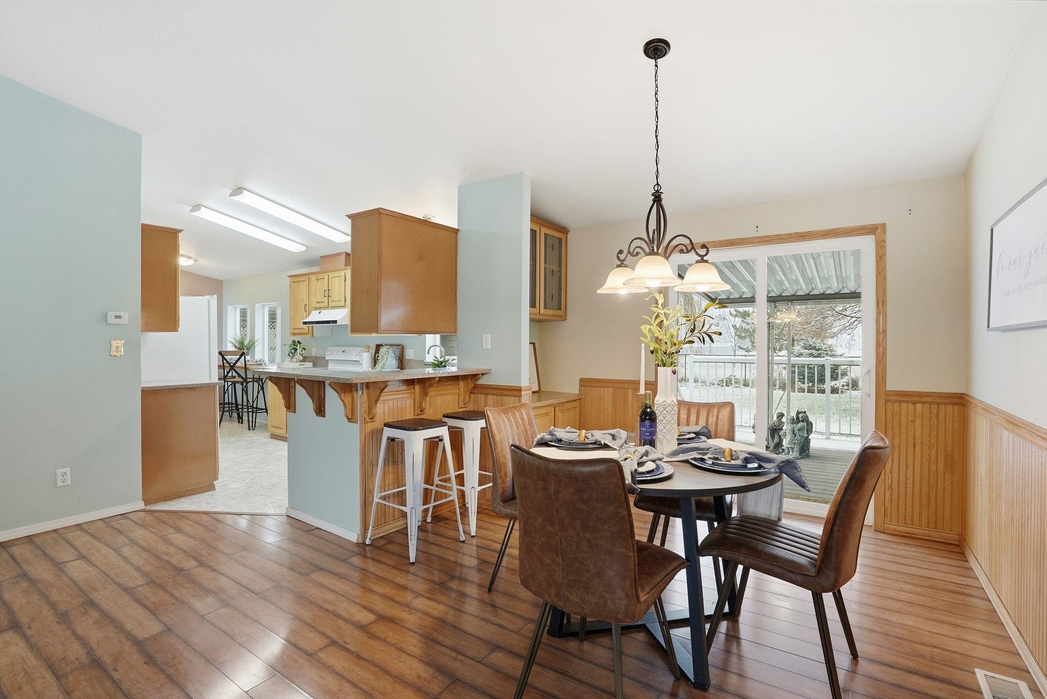 Greenacres, Washington, 99016, United States, 5 Bedrooms Bedrooms, ,2 BathroomsBathrooms,Residential,For Sale,2001748