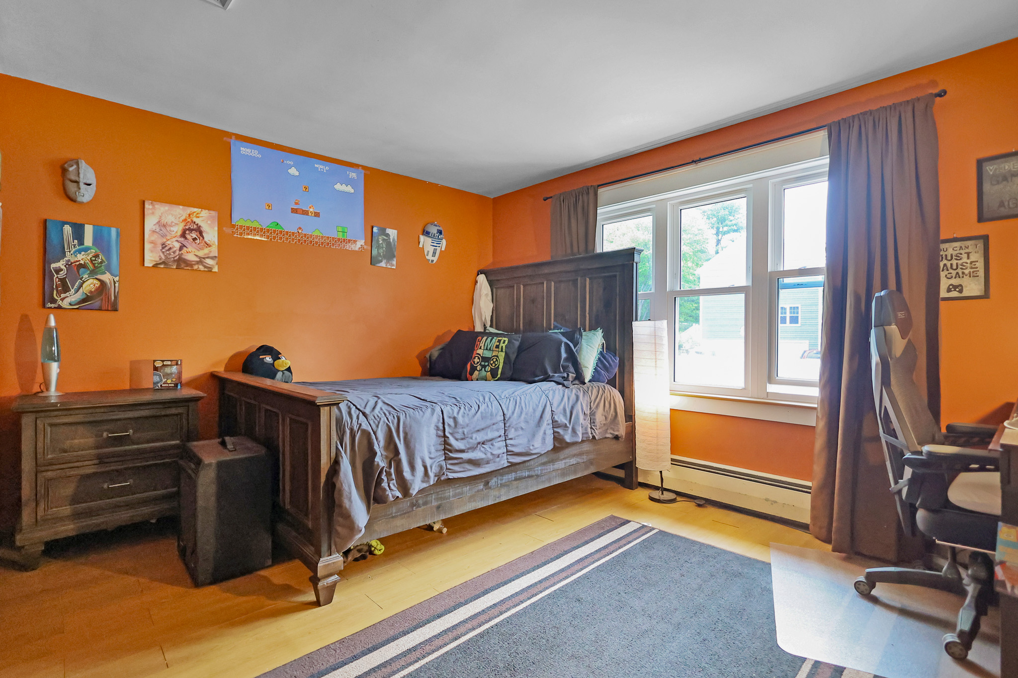 Haverhill, Massachusetts, 01830, United States, 3 Bedrooms Bedrooms, ,2 BathroomsBathrooms,Residential,For Sale,2048999