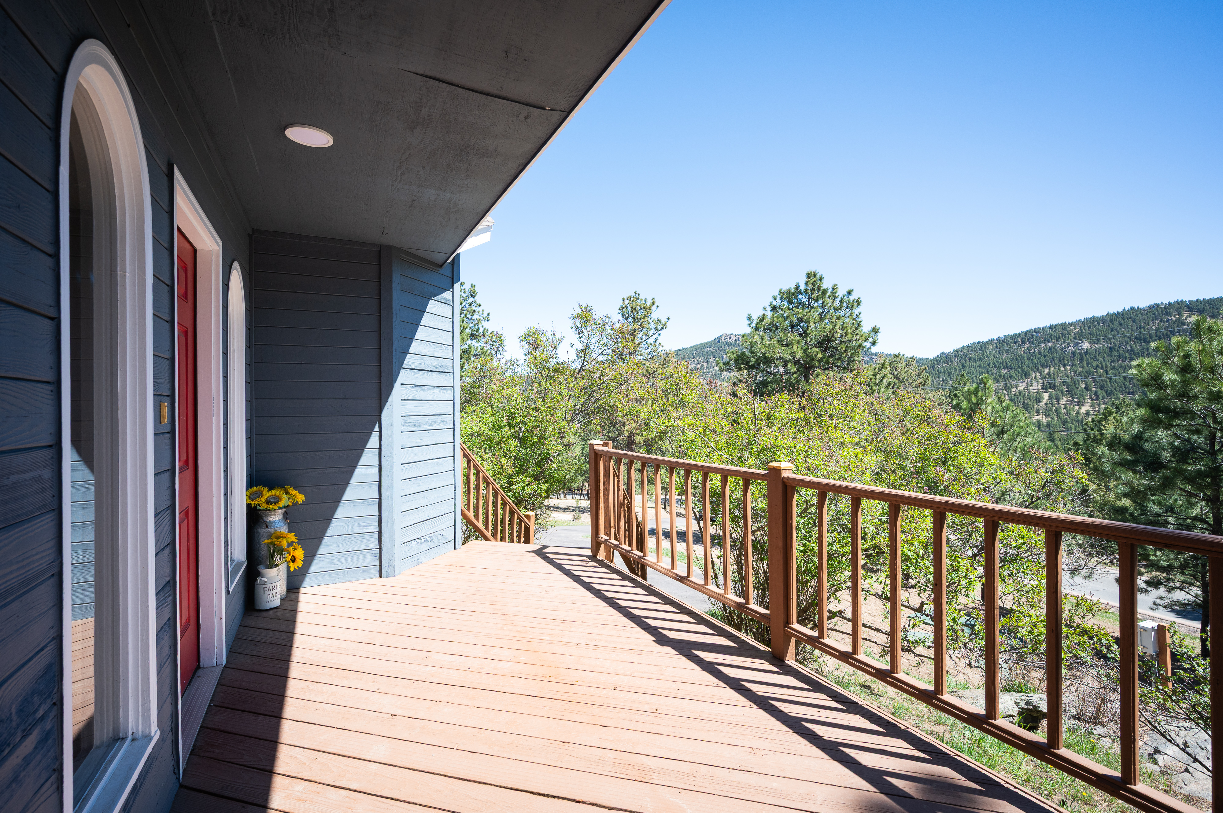  Nestled into the Foothills of The Rocky Mountains Your Shire Awaits - 物件實景