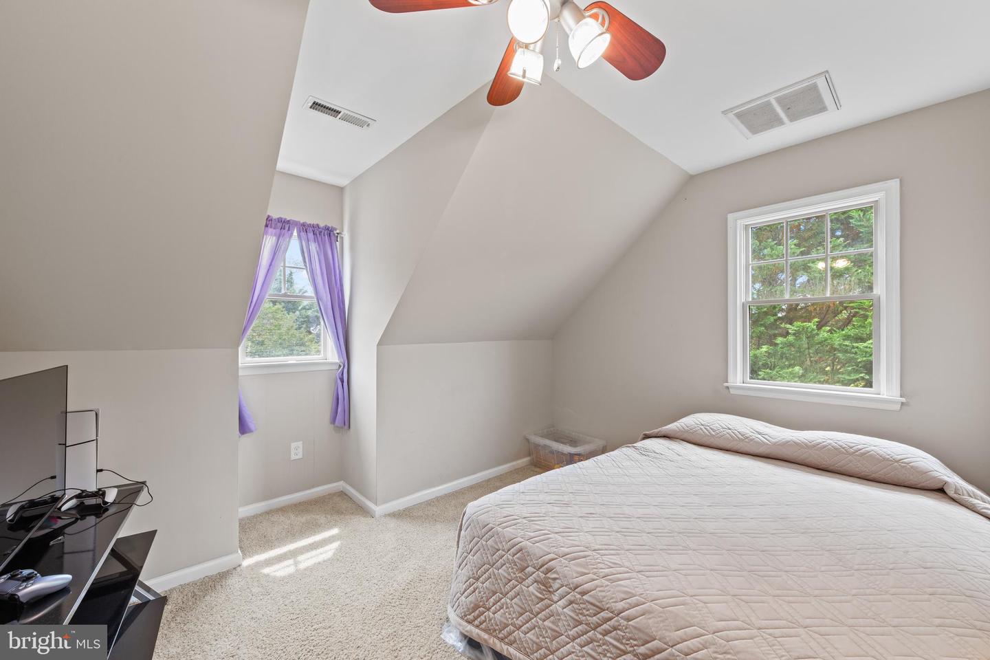 Salisbury, Maryland, 21801, United States, 8 Bedrooms Bedrooms, ,4 BathroomsBathrooms,Residential,For Sale,1857106
