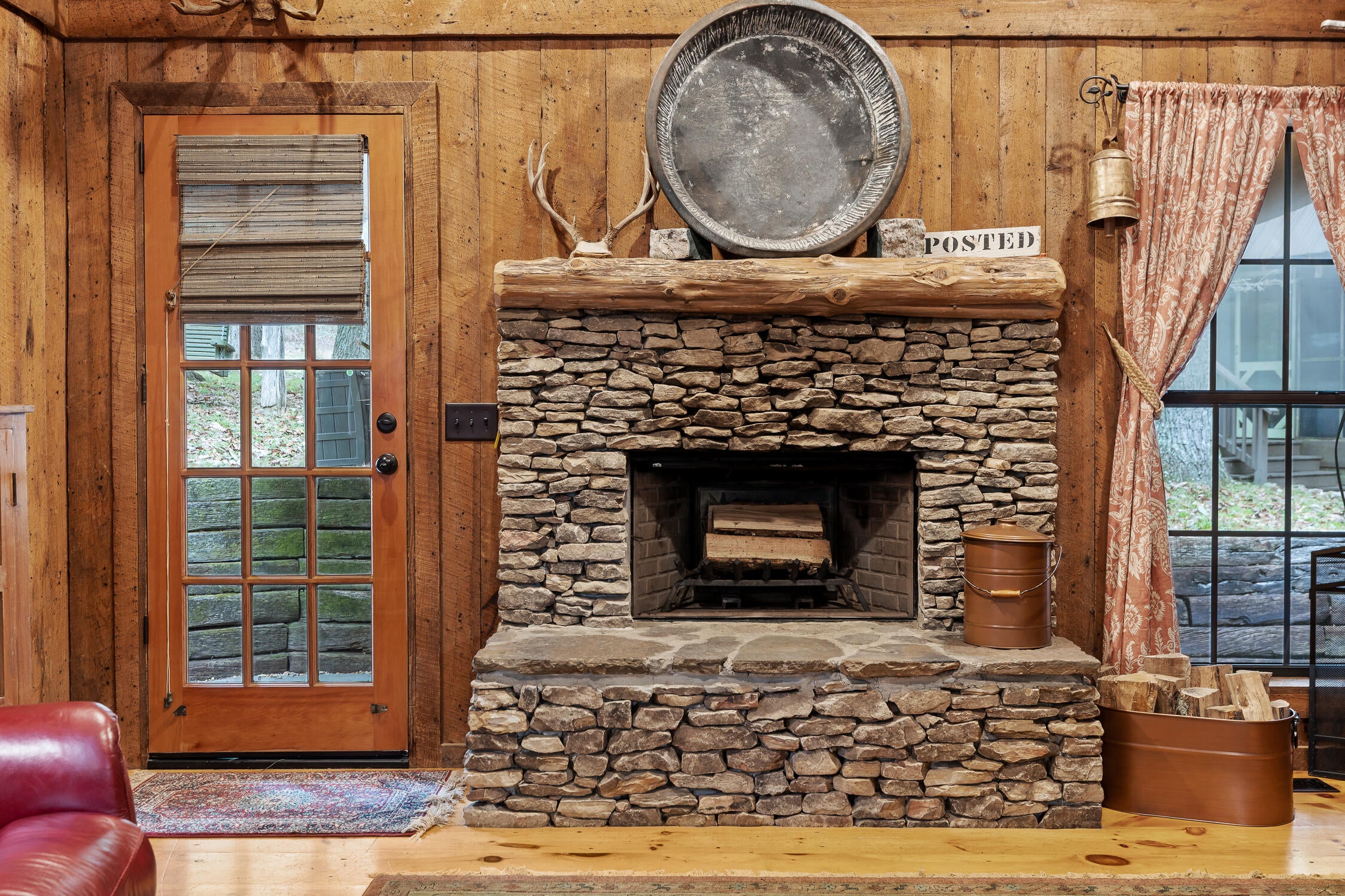 Mentone, Alabama, 35984, United States, 3 Bedrooms Bedrooms, ,2 BathroomsBathrooms,Residential,For Sale,1977298