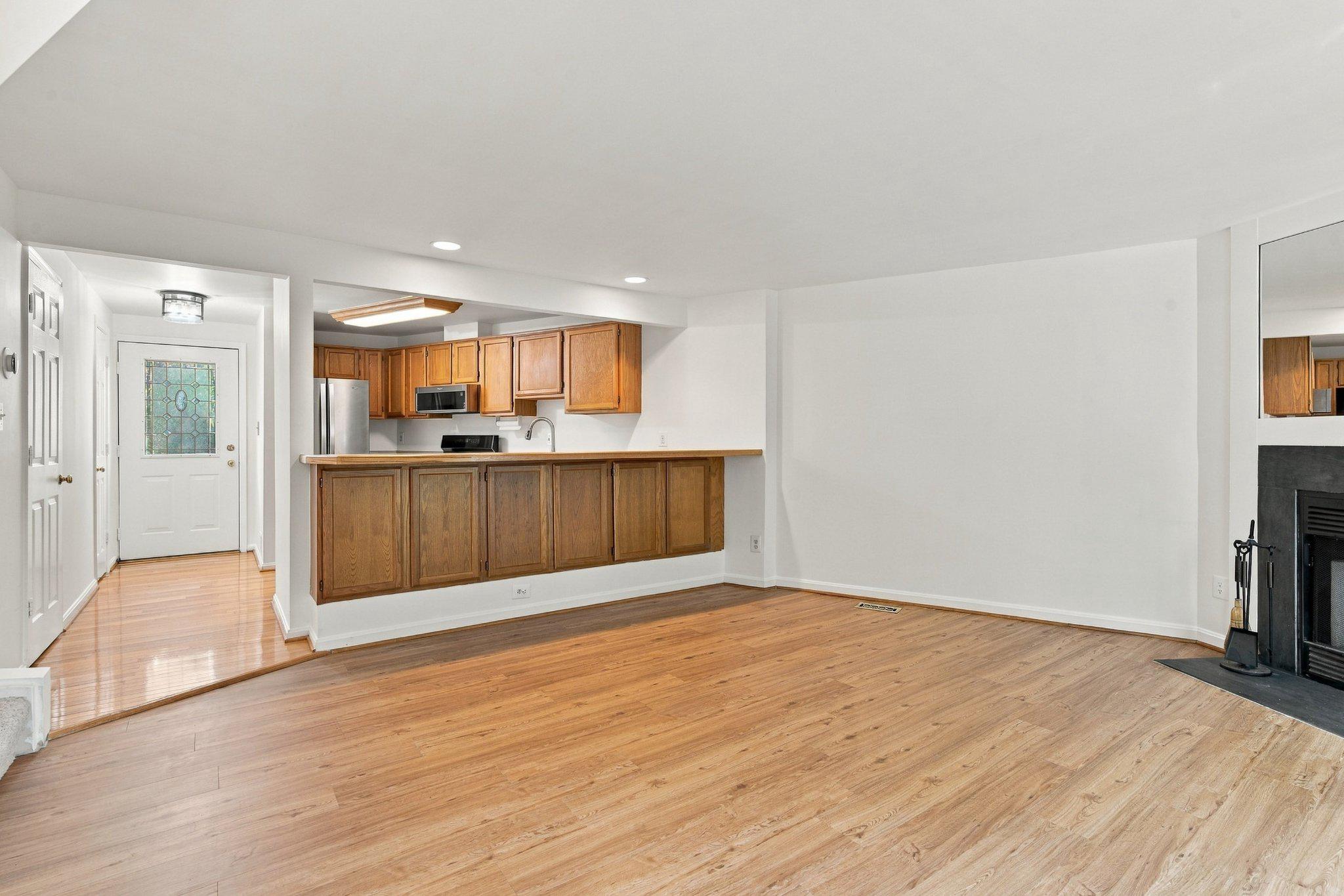  5909 Saint Giles Way, Alexandria, VA, 22315 - 物件實景