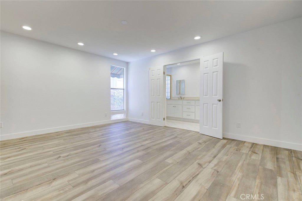 Chatsworth, California, 91311, United States, 3 Bedrooms Bedrooms, ,3 BathroomsBathrooms,Residential,For Sale,1998886