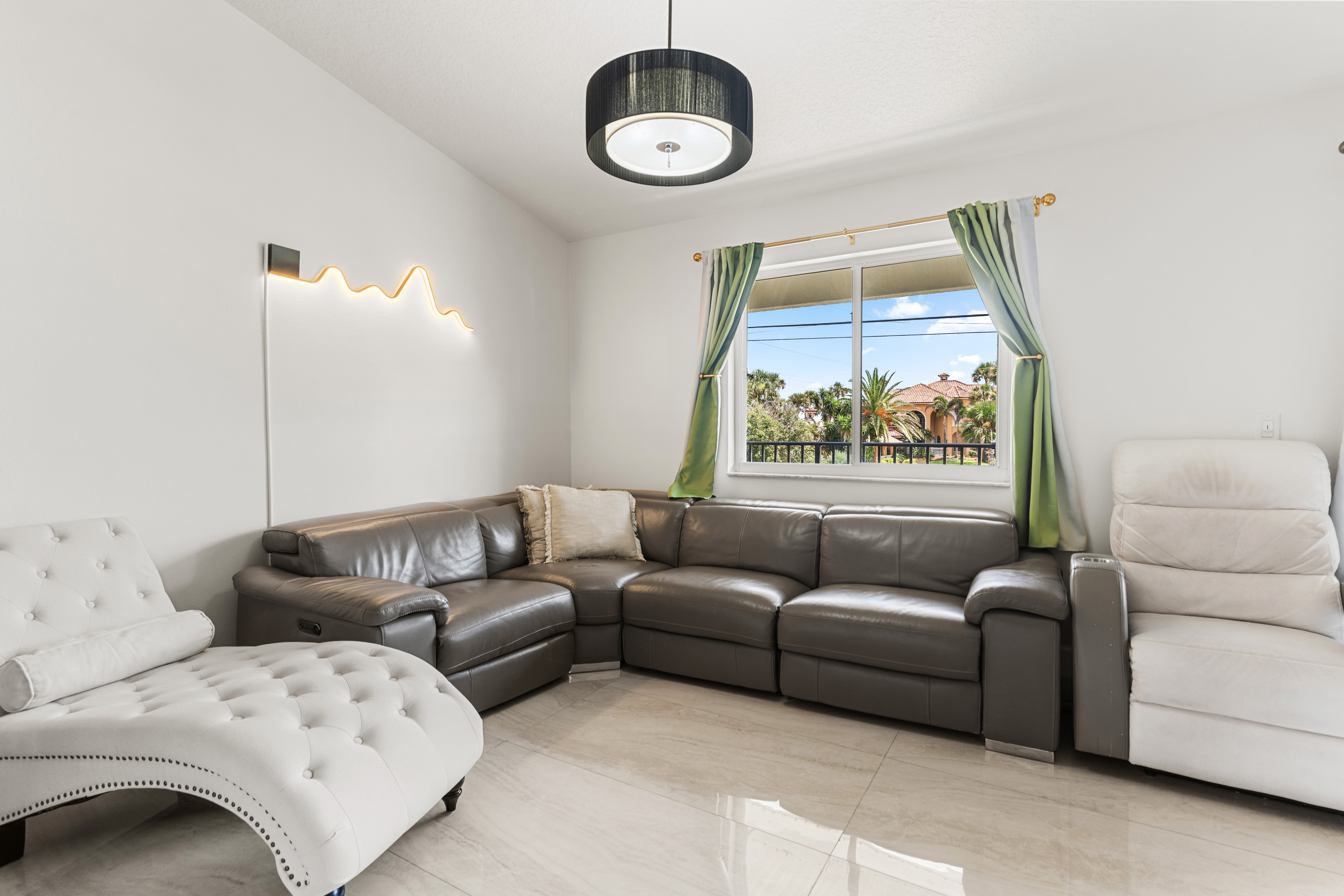 1883 Cato Court, Unit #B-2, Indialantic, FL, 32903 - 物件實景