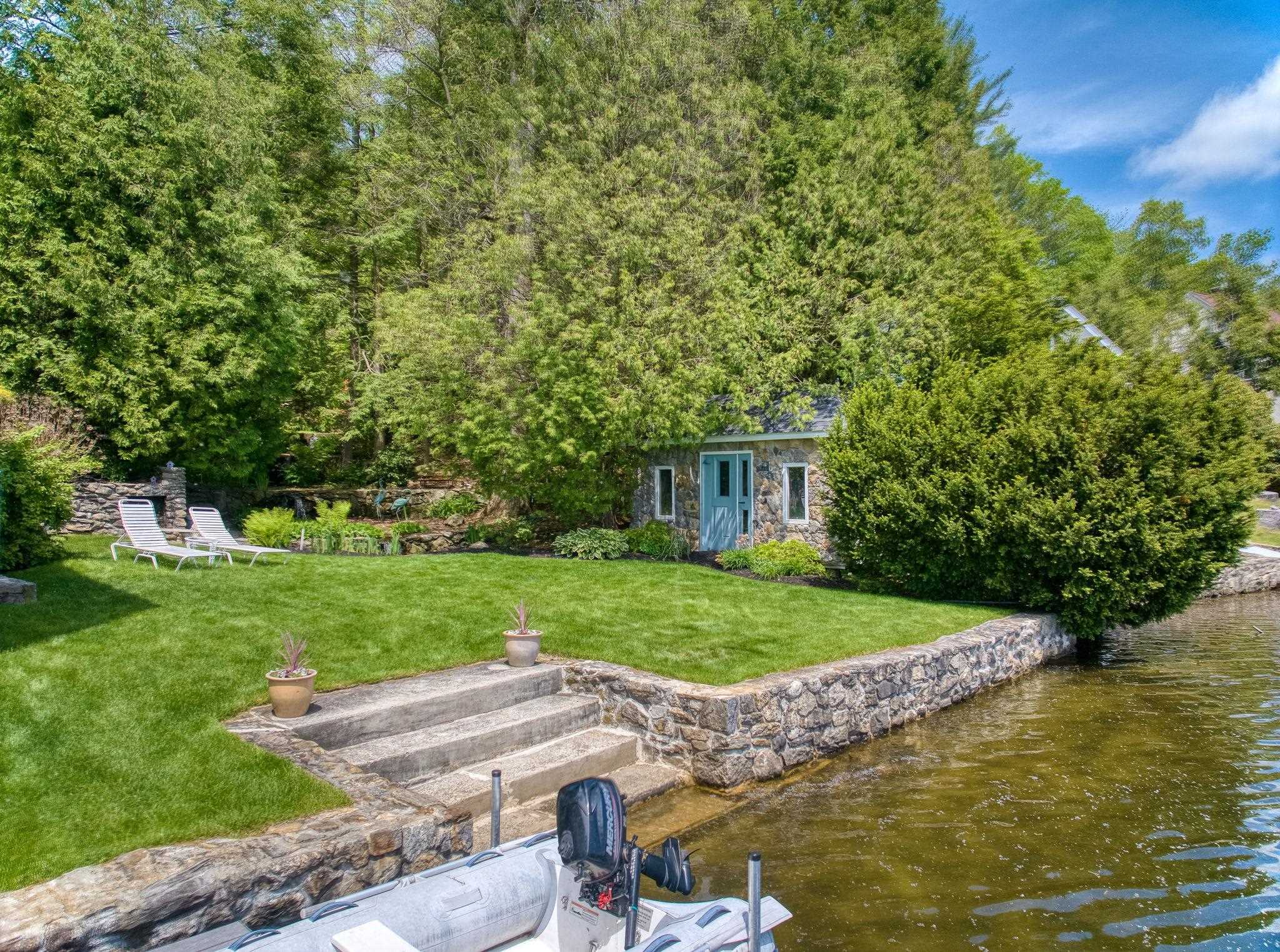 Windham, New Hampshire, 03087, United States, 4 Bedrooms Bedrooms, ,3 BathroomsBathrooms,Residential,For Sale,1824064