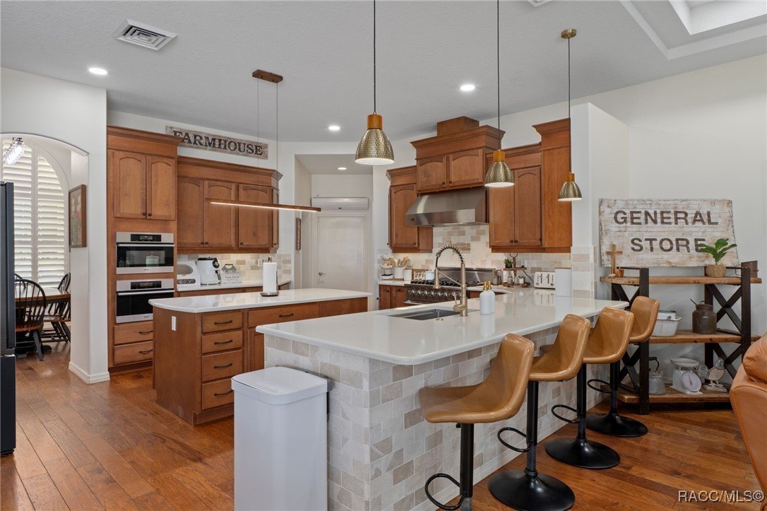 Crystal River, Florida, 34428, United States, 4 Bedrooms Bedrooms, ,4 BathroomsBathrooms,Residential,For Sale,1983688