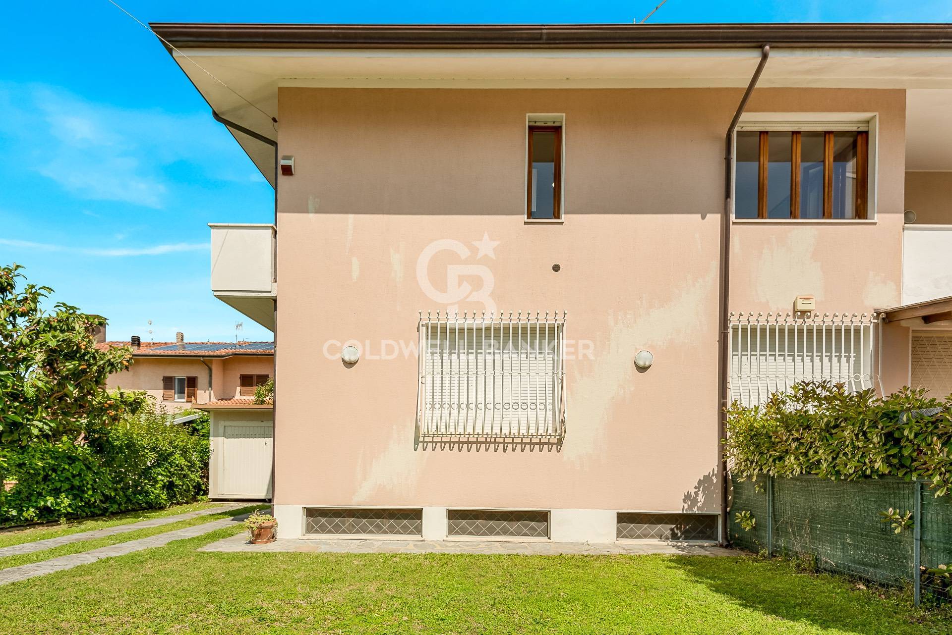 Via Asmara, Pietrasanta, Lucca, 55045, IT, 3 Bedrooms Bedrooms, ,1 BathroomBathrooms,Residential,For Sale,Via Asmara,1537381
