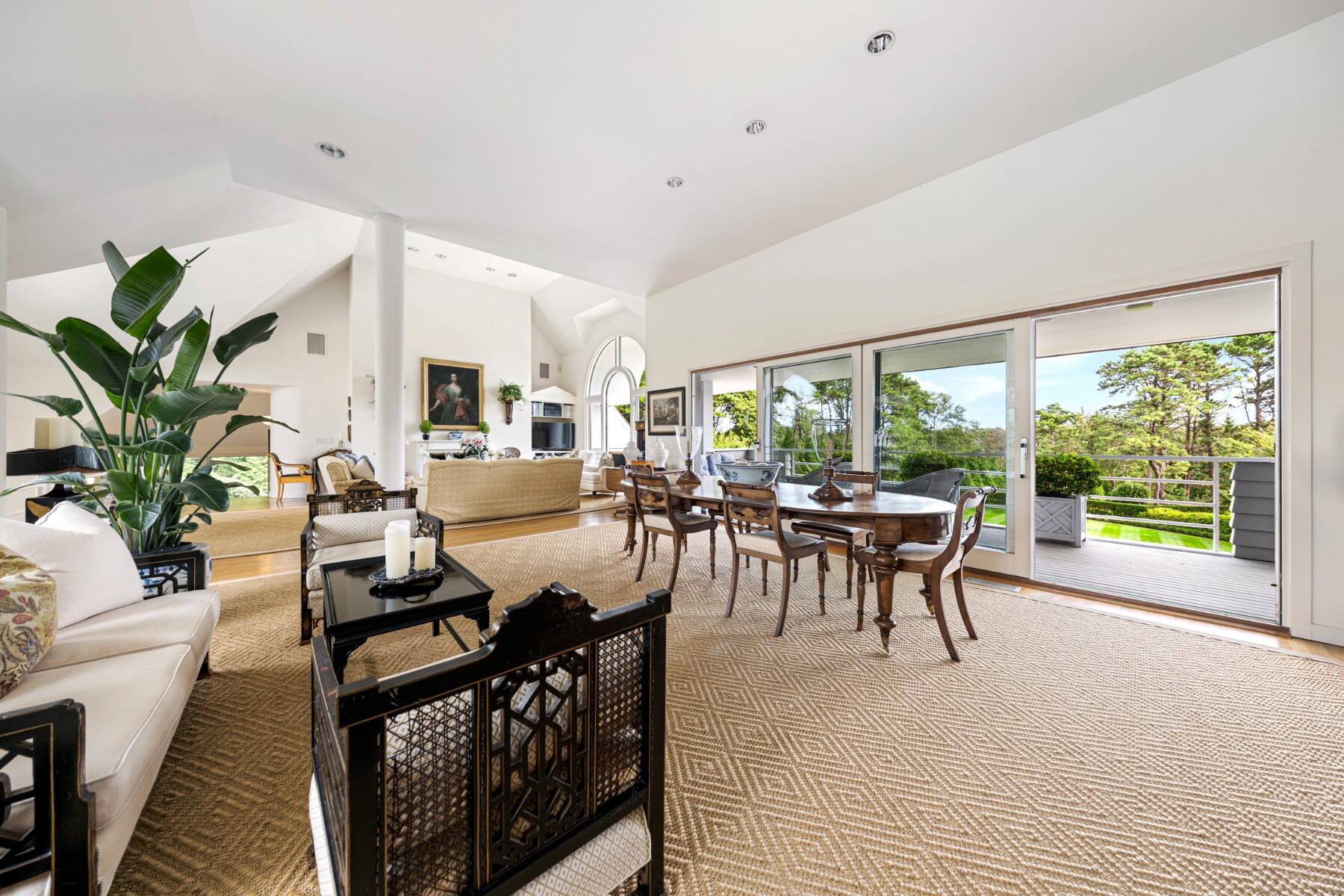  Private, Park-Like Estate in Southampton - 物件實景