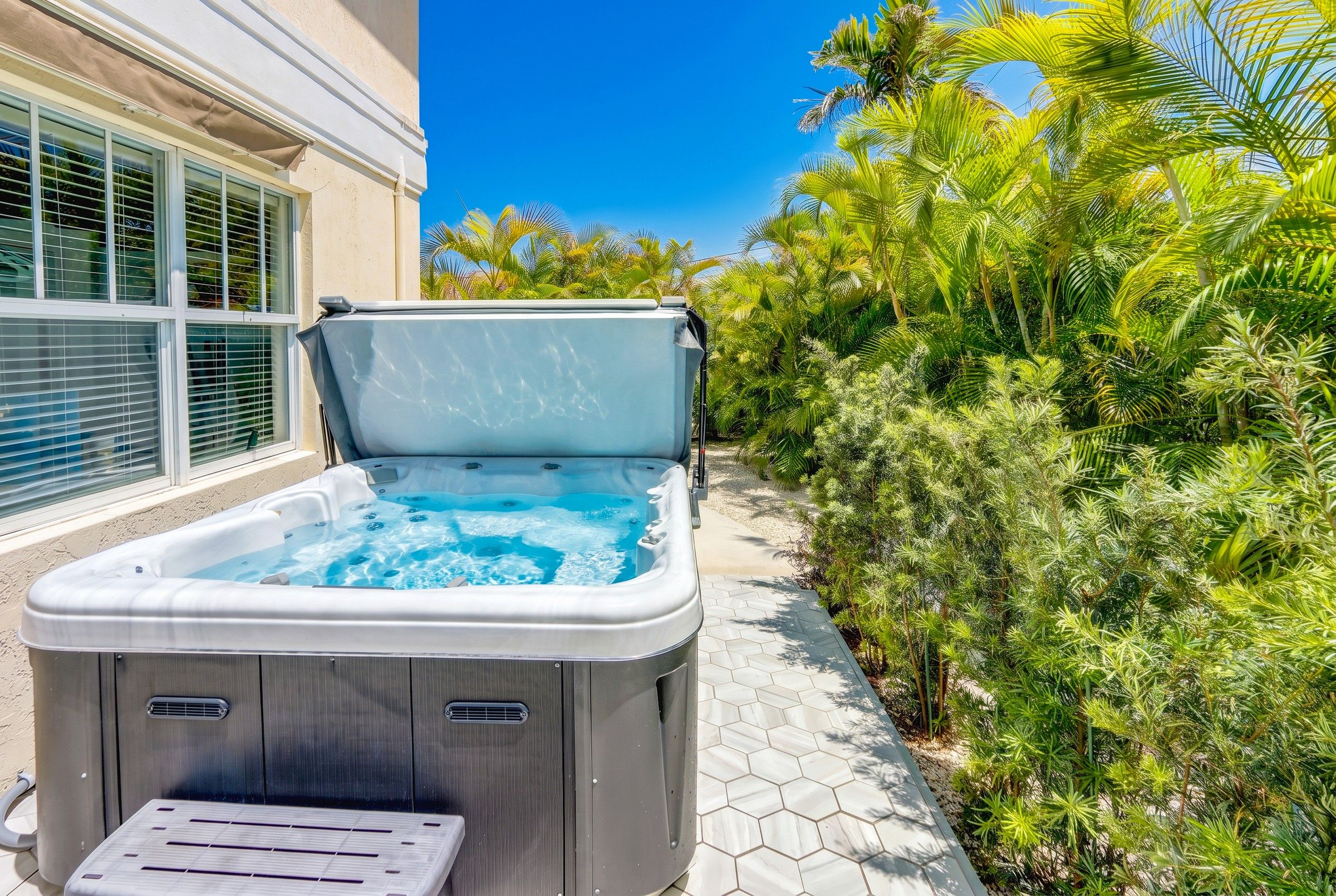  840 NE 14th Pl, Fort Lauderdale, FL, 33304 - 物件實景