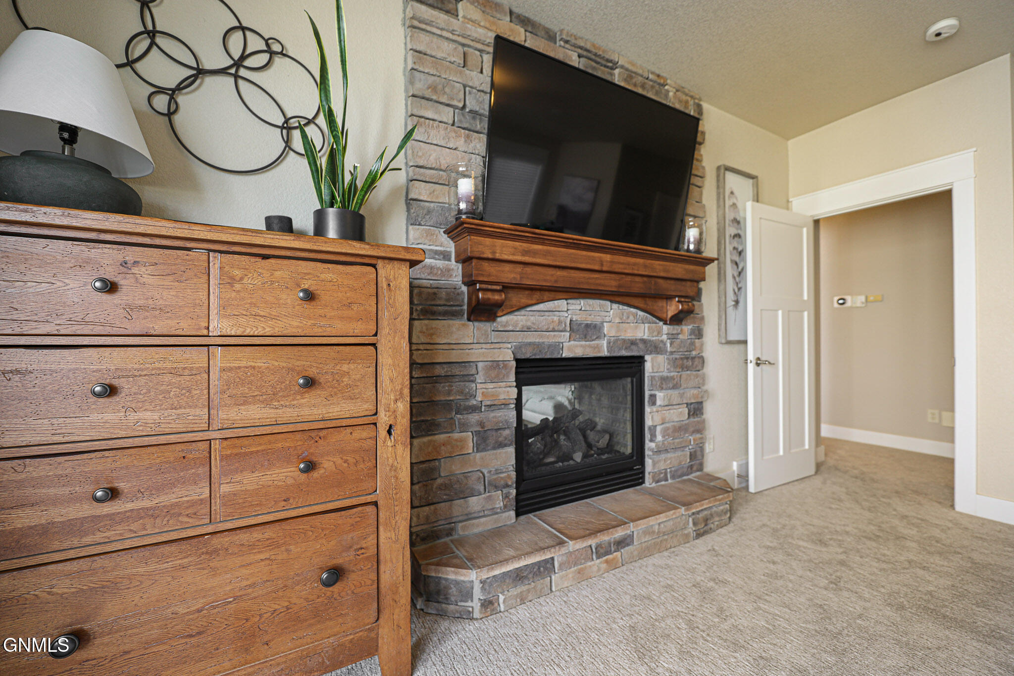 Bismarck, North Dakota, 58503, United States, 6 Bedrooms Bedrooms, ,5 BathroomsBathrooms,Residential,For Sale,1980273