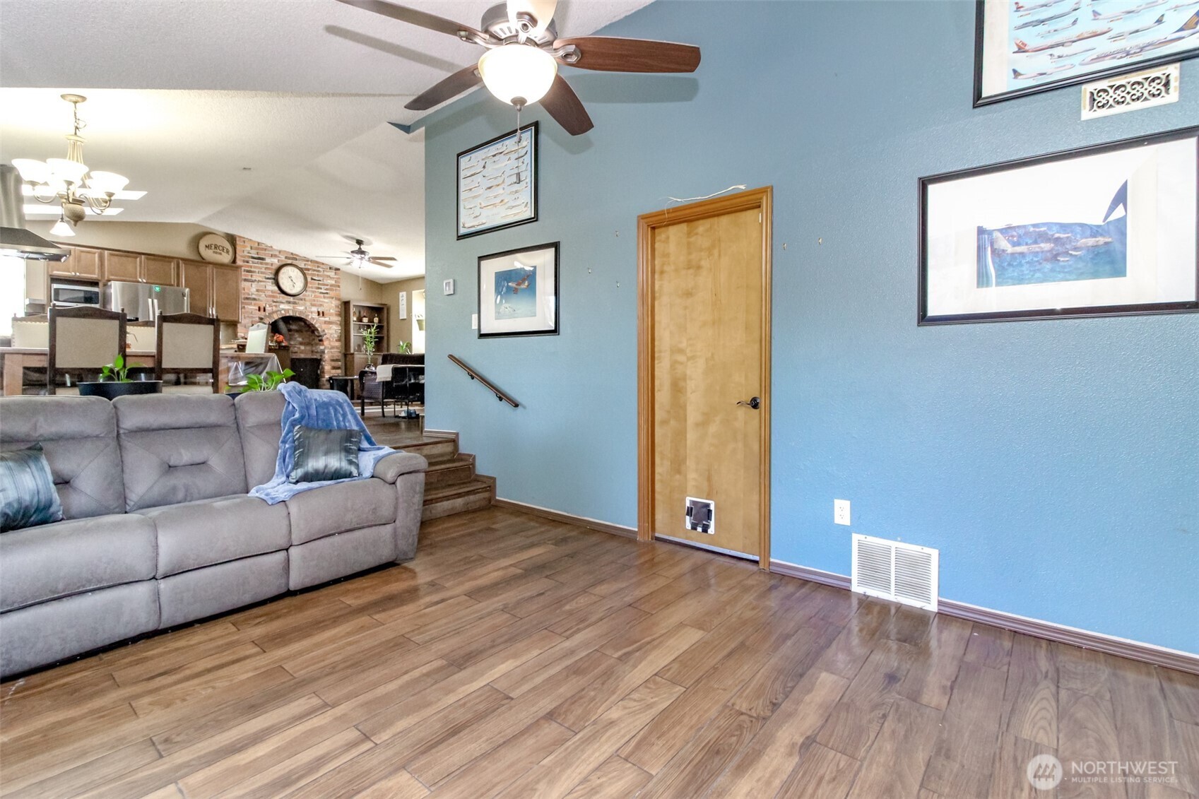 Puyallup, Washington, 98374, United States, 3 Bedrooms Bedrooms, ,2 BathroomsBathrooms,Residential,For Sale,1942897