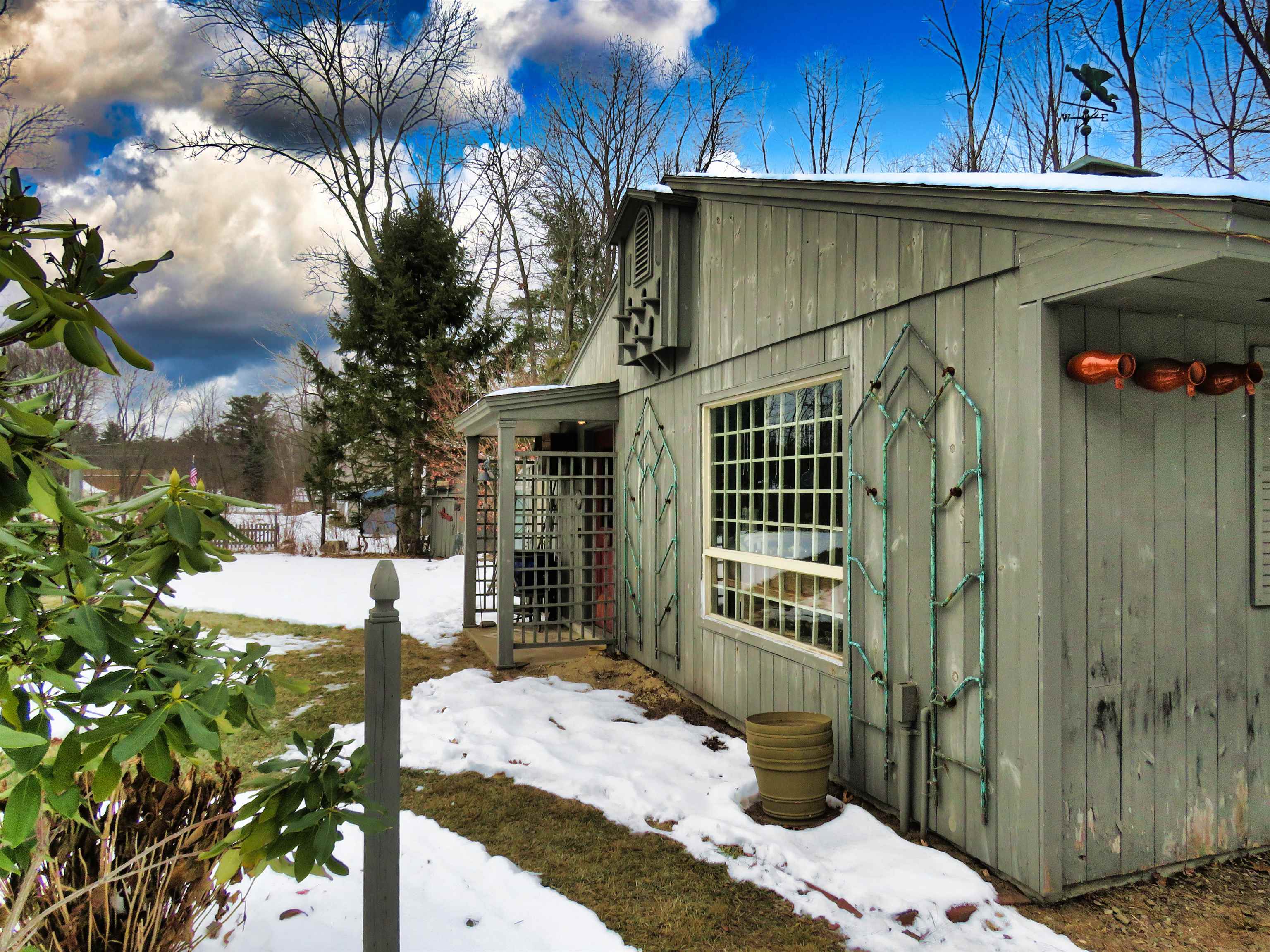 Derry, New Hampshire, 03038, United States, 3 Bedrooms Bedrooms, ,2 BathroomsBathrooms,Residential,For Sale,2005646