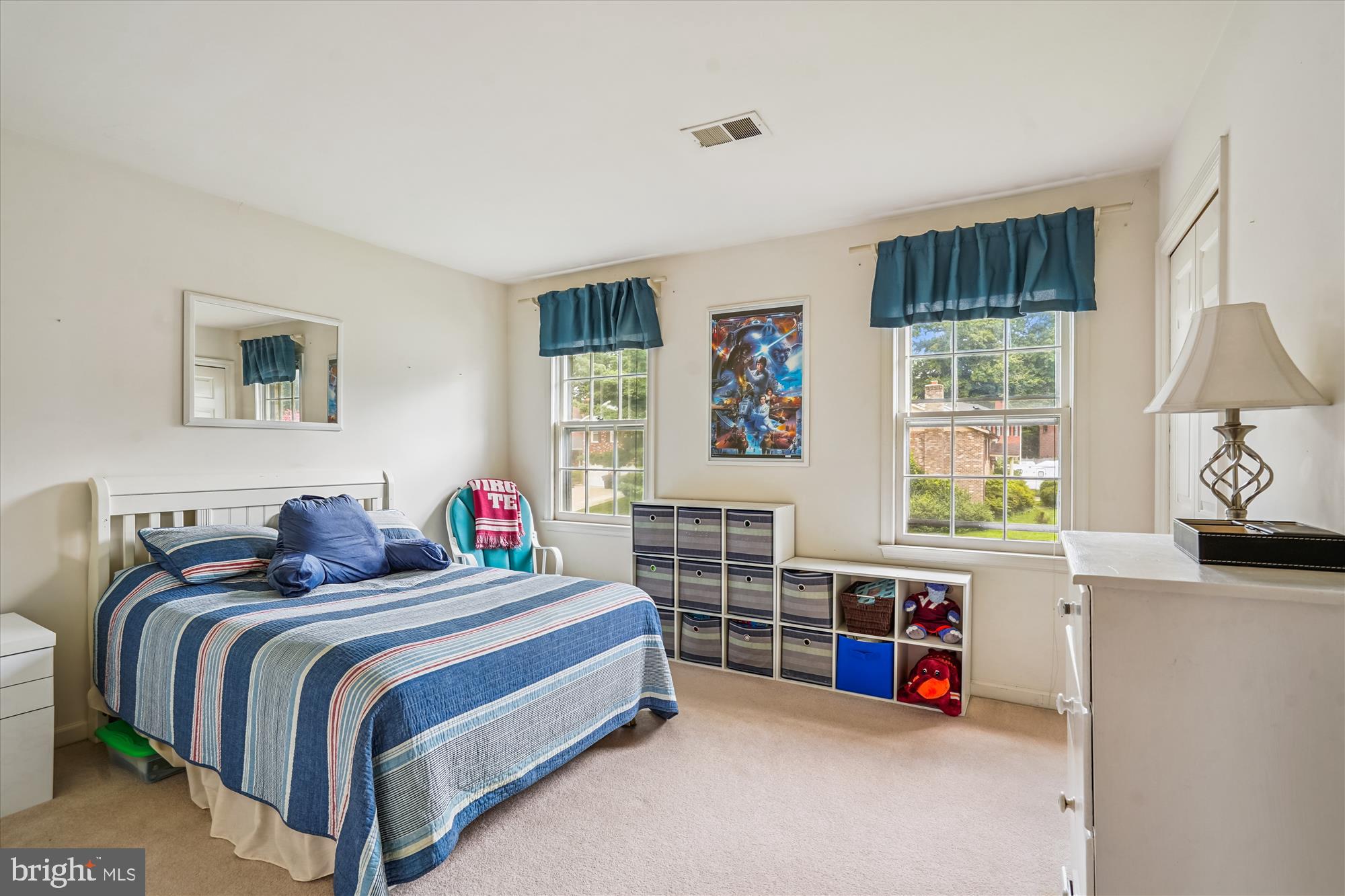 Burke, Virginia, 22015, United States, 5 Bedrooms Bedrooms, ,4 BathroomsBathrooms,Residential,For Sale,1905791