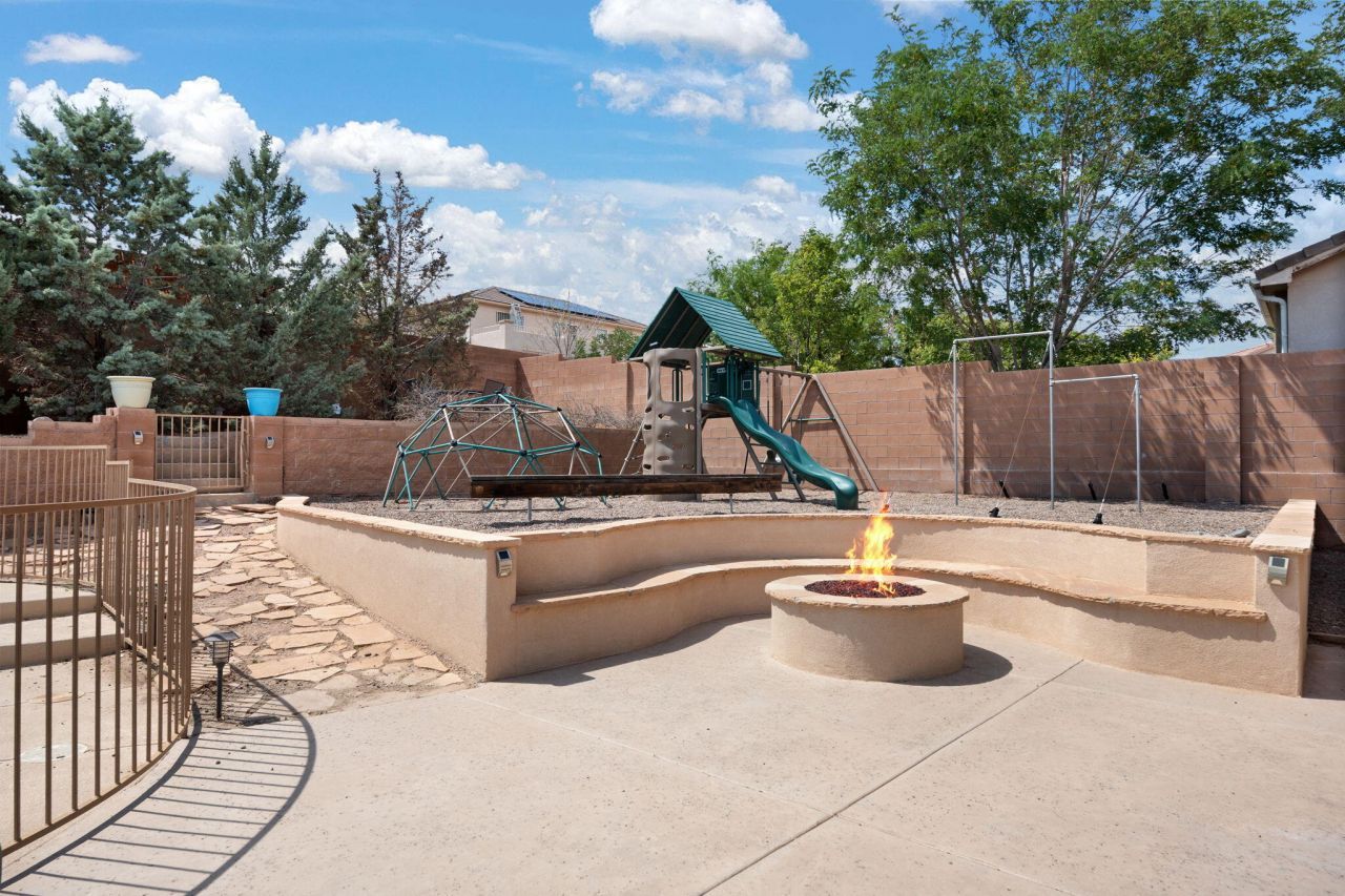 Rio Rancho, New Mexico, 87144, United States, 4 Bedrooms Bedrooms, ,3 BathroomsBathrooms,Residential,For Sale,1906947