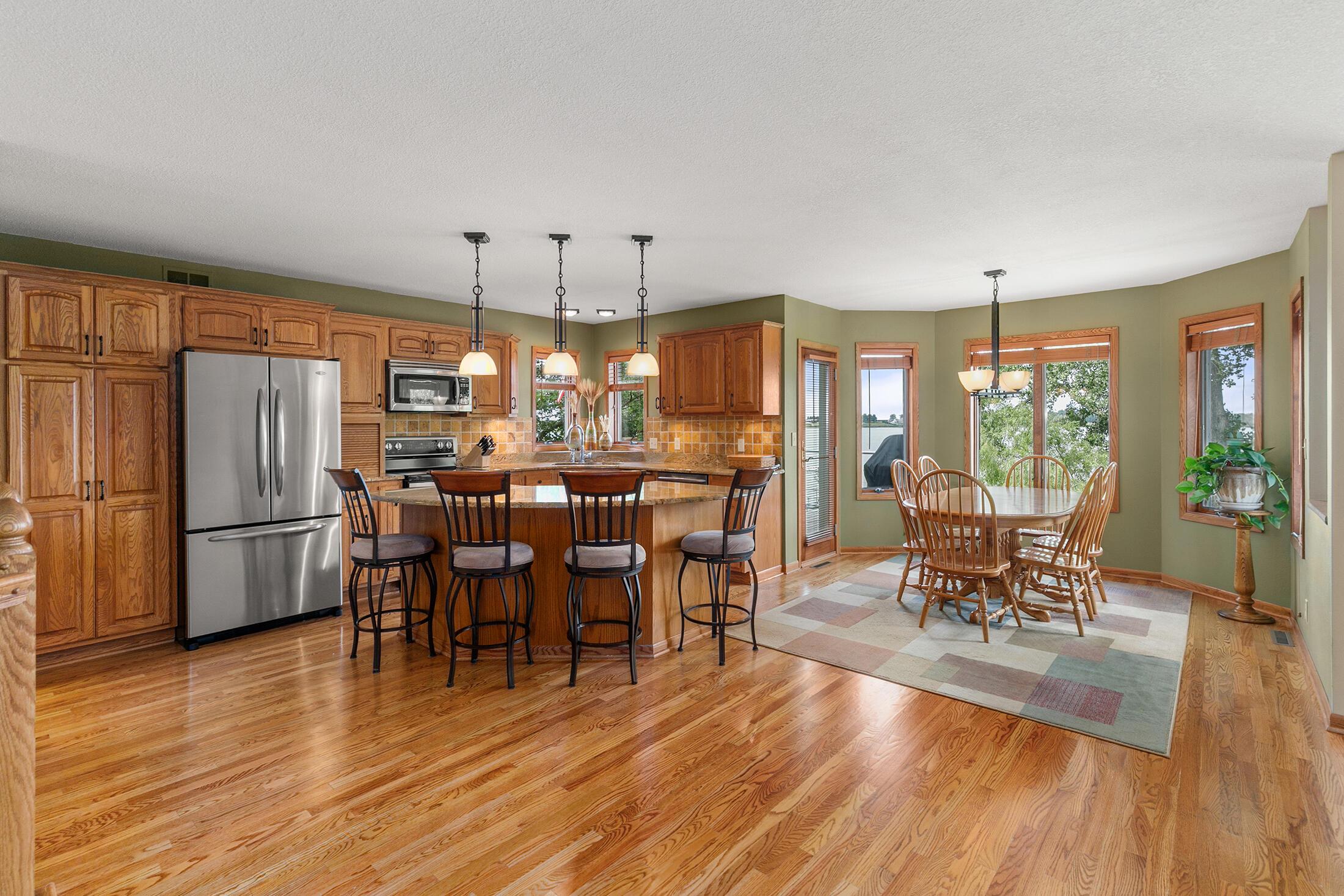 Jewell, Iowa, 50130, United States, 3 Bedrooms Bedrooms, ,4 BathroomsBathrooms,Residential,For Sale,1922792