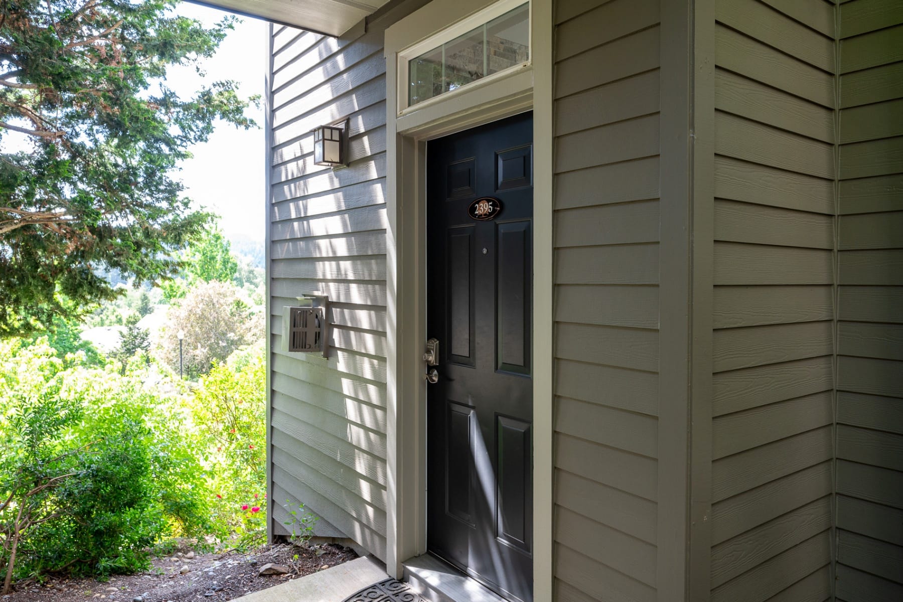  2395 SNOWBERRY RIDGE CT West Linn, OR 97068 - 物件實景
